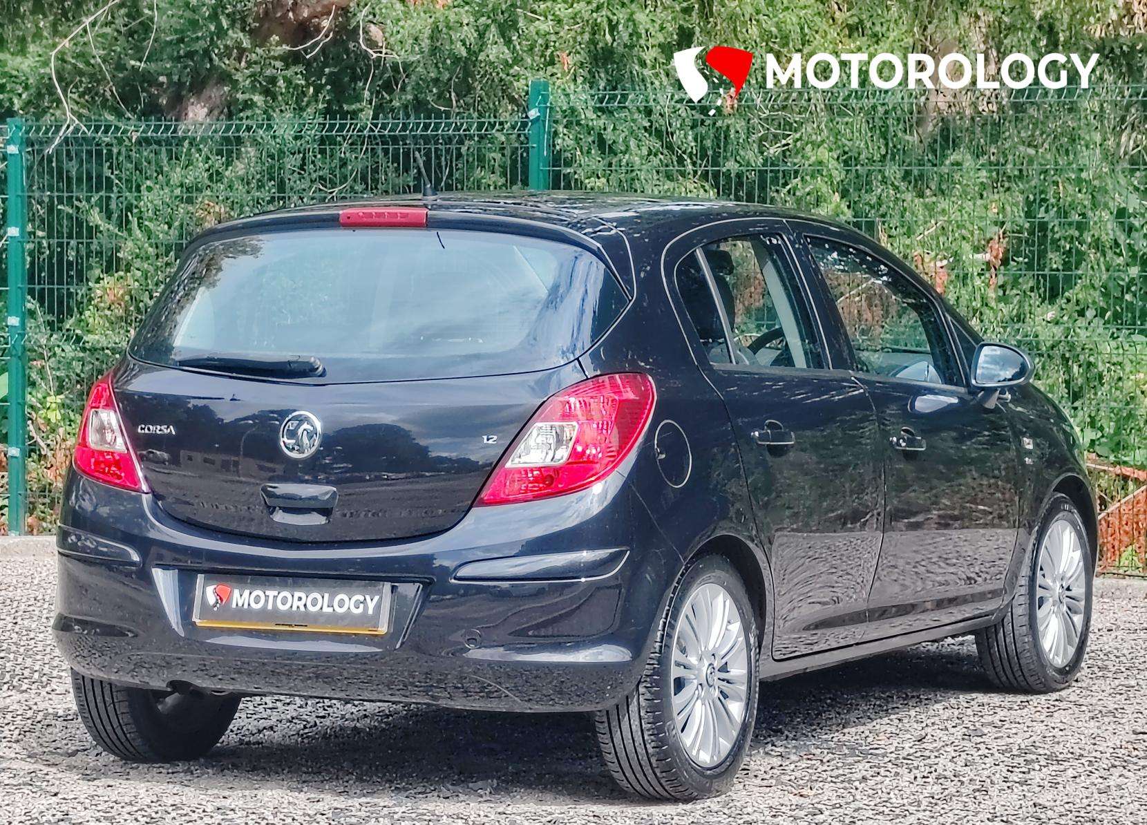 A 2014 VAUXHALL CORSA 1.2 16V SE Hatchback 5dr Petrol Manual Euro 5 (85 ps) A 2014 VAUXHALL CORSA 1.2 16V SE Hatchback 5dr Petrol Manual Euro 5 (85 ps)