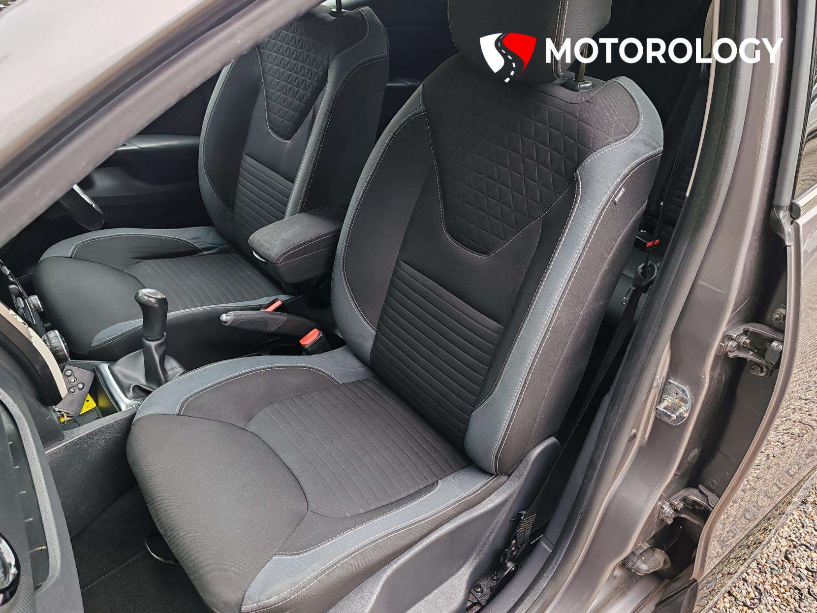 2016 RENAULT CLIO 2016 RENAULT CLIO