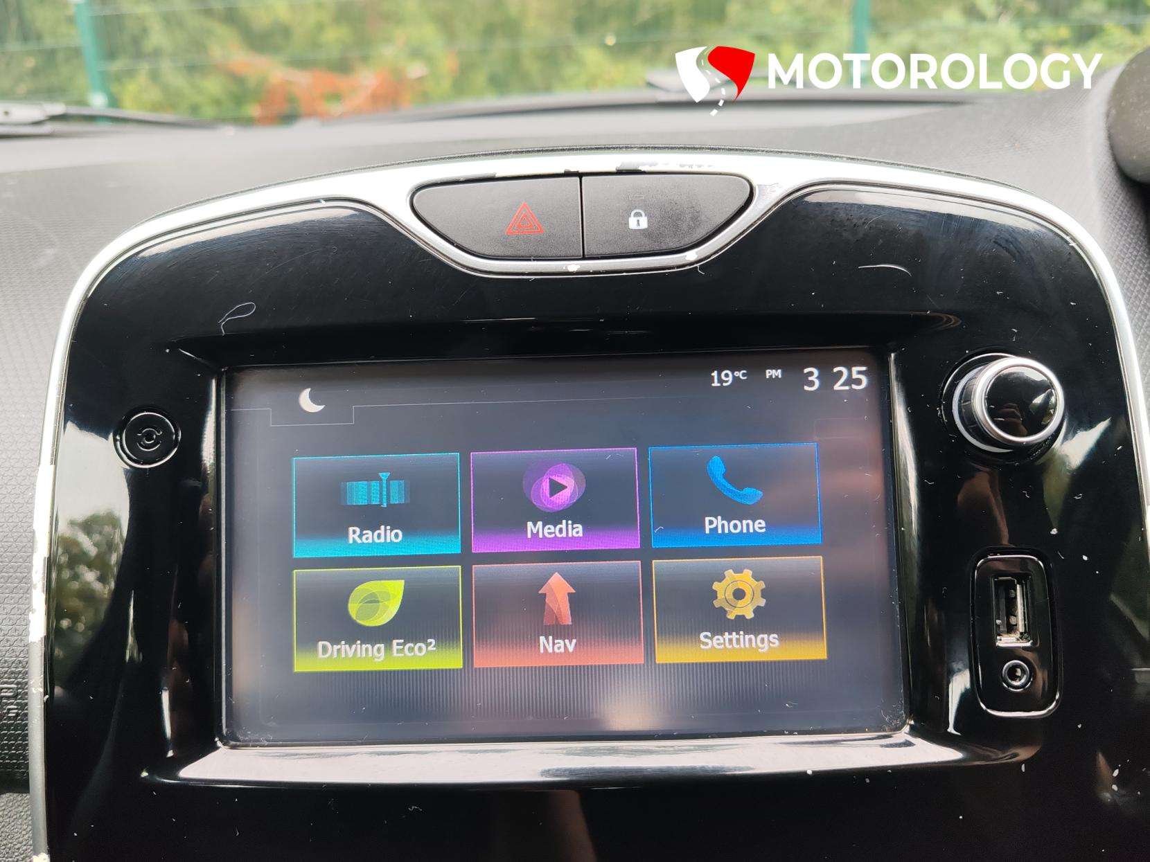 2016 RENAULT CLIO 2016 RENAULT CLIO