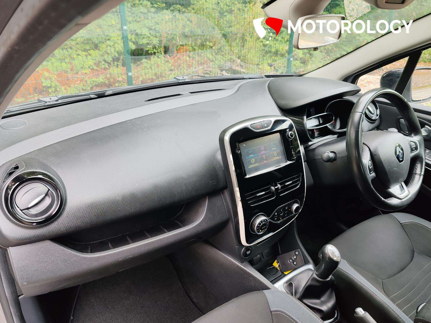 2016 RENAULT CLIO 2016 RENAULT CLIO