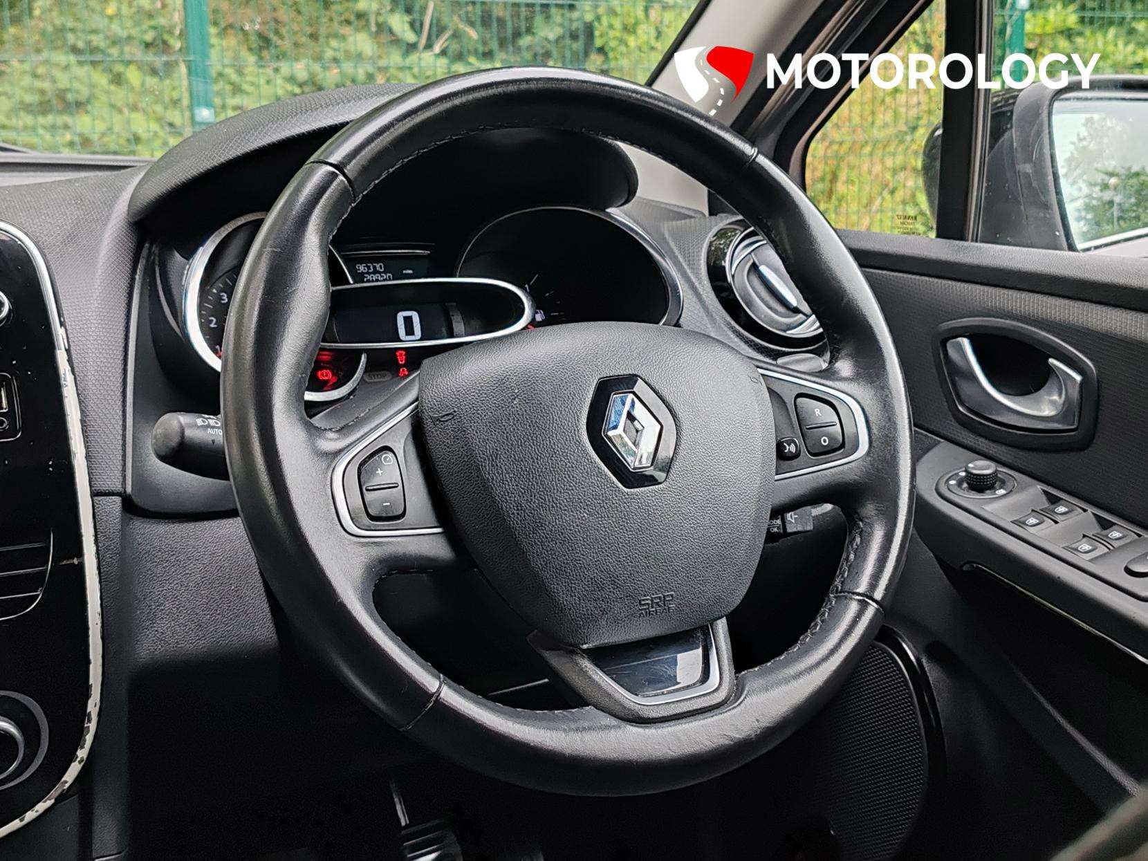 2016 RENAULT CLIO 2016 RENAULT CLIO