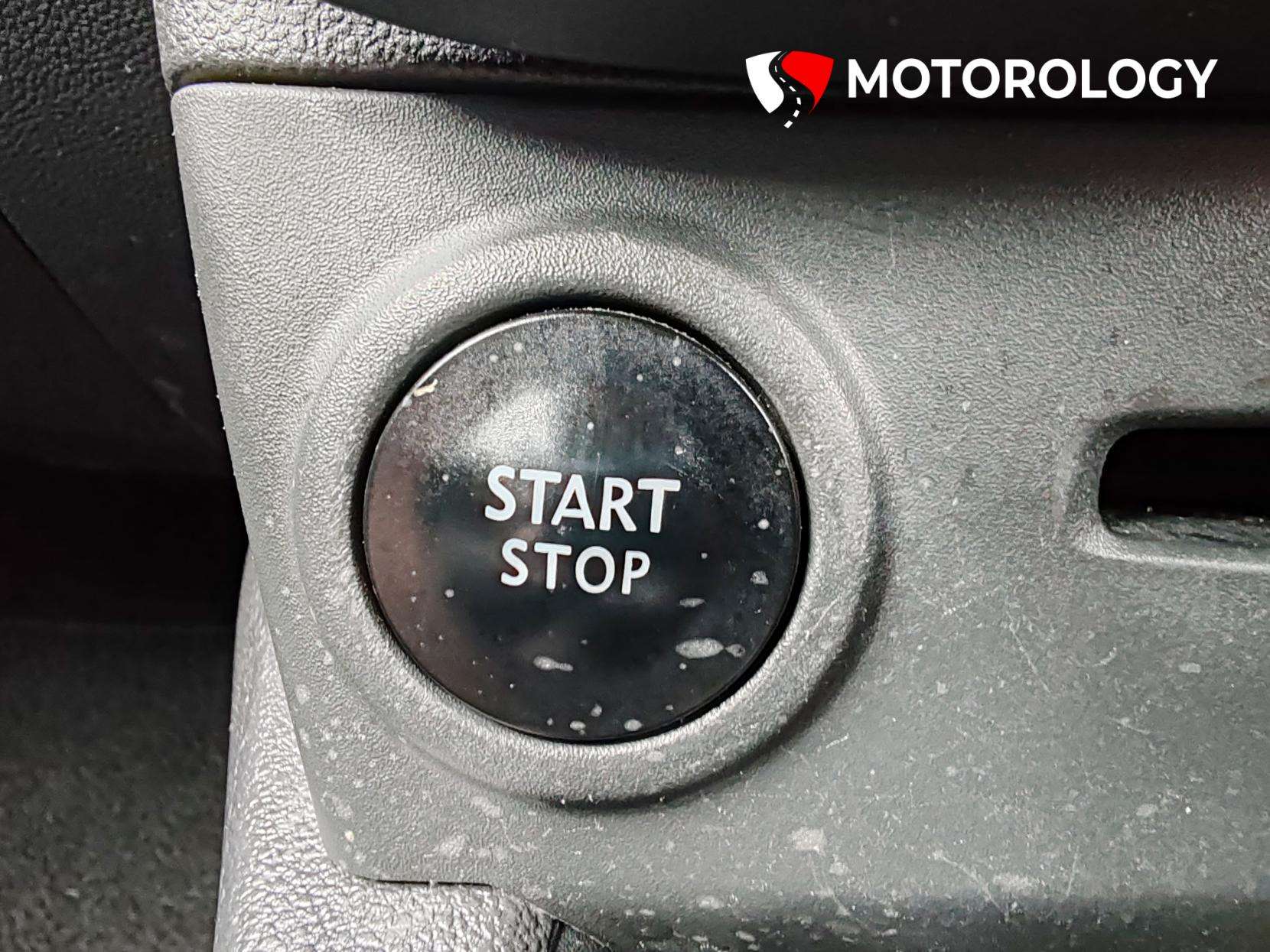 2016 RENAULT CLIO 2016 RENAULT CLIO