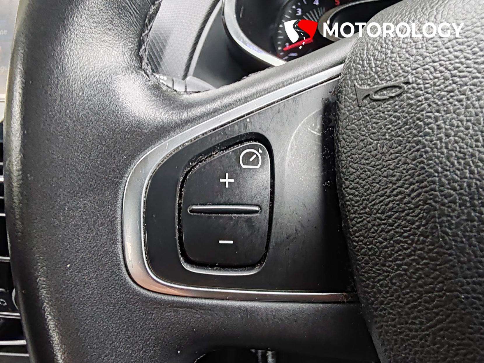2016 RENAULT CLIO 2016 RENAULT CLIO