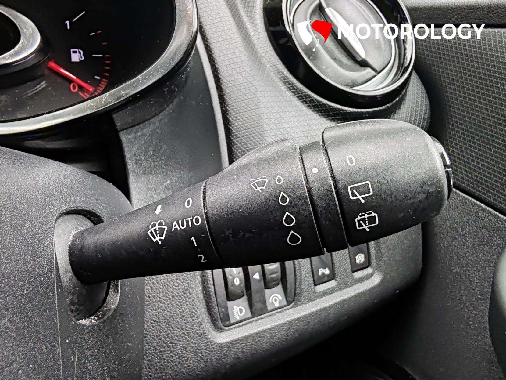 2016 RENAULT CLIO 2016 RENAULT CLIO