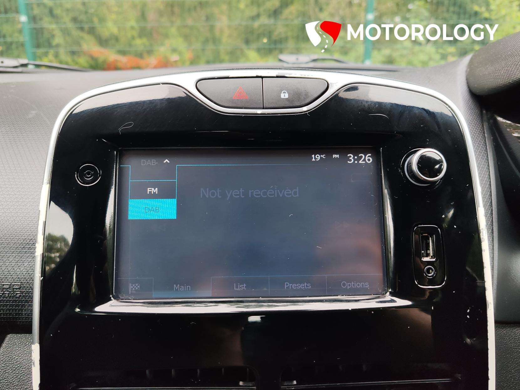 2016 RENAULT CLIO 2016 RENAULT CLIO