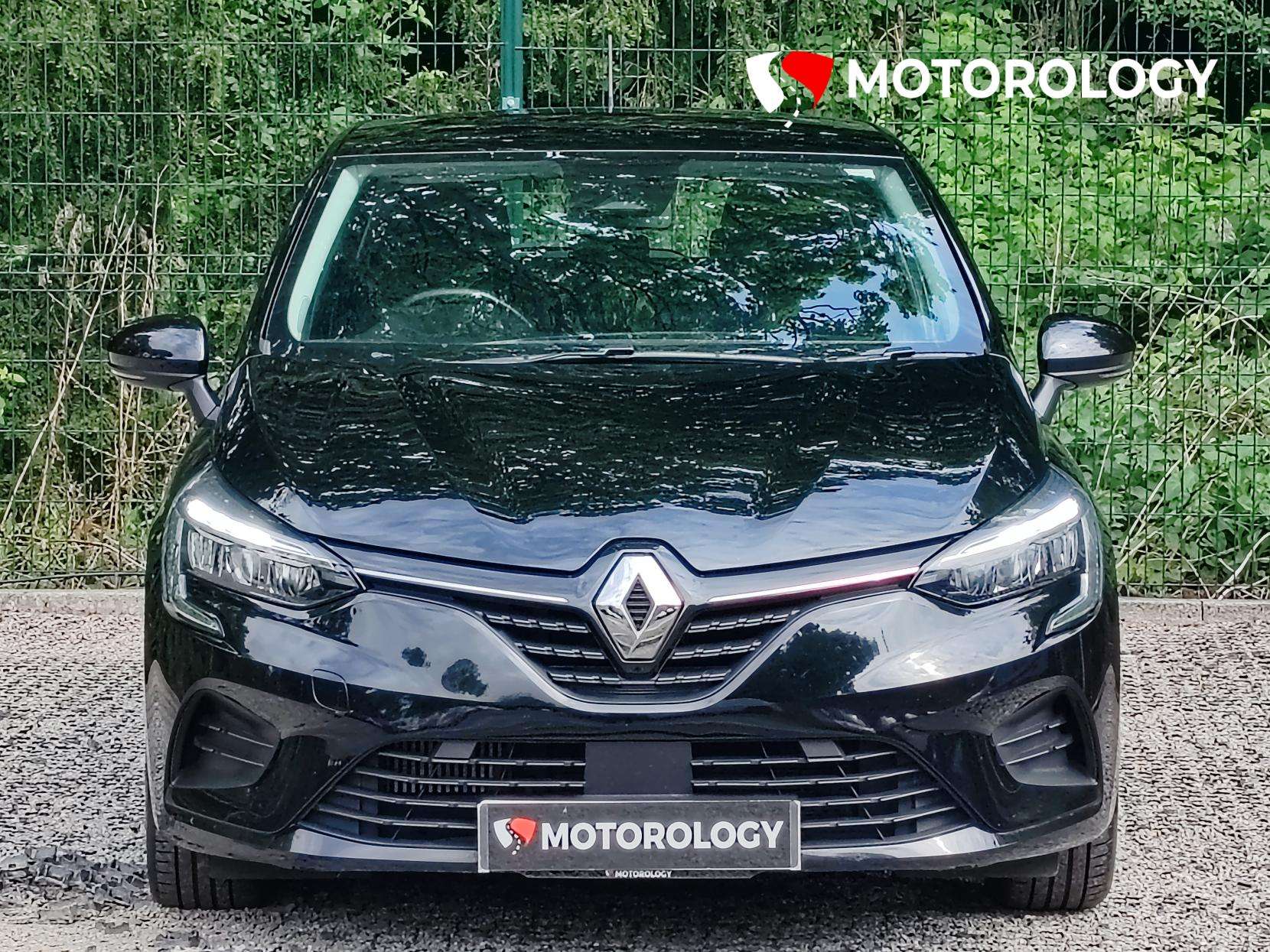 A 2023 RENAULT CLIO 1.0 TCe Evolution Hatchback 5dr Petrol Manual Euro 6 (s/s) (90 ps) A 2023 RENAULT CLIO 1.0 TCe Evolution Hatchback 5dr Petrol Manual Euro 6 (s/s) (90 ps)