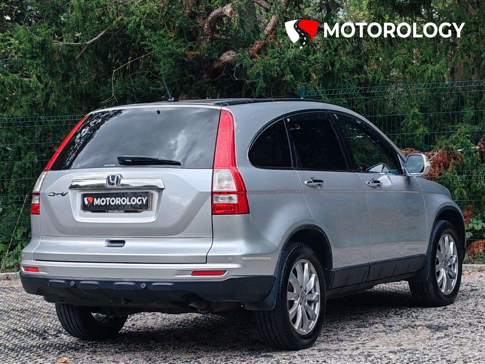 A 2012 HONDA CR-V 2.2 i-DTEC ES SUV 5dr Diesel Auto 4WD Euro 5 (150 ps) A 2012 HONDA CR-V 2.2 i-DTEC ES SUV 5dr Diesel Auto 4WD Euro 5 (150 ps)