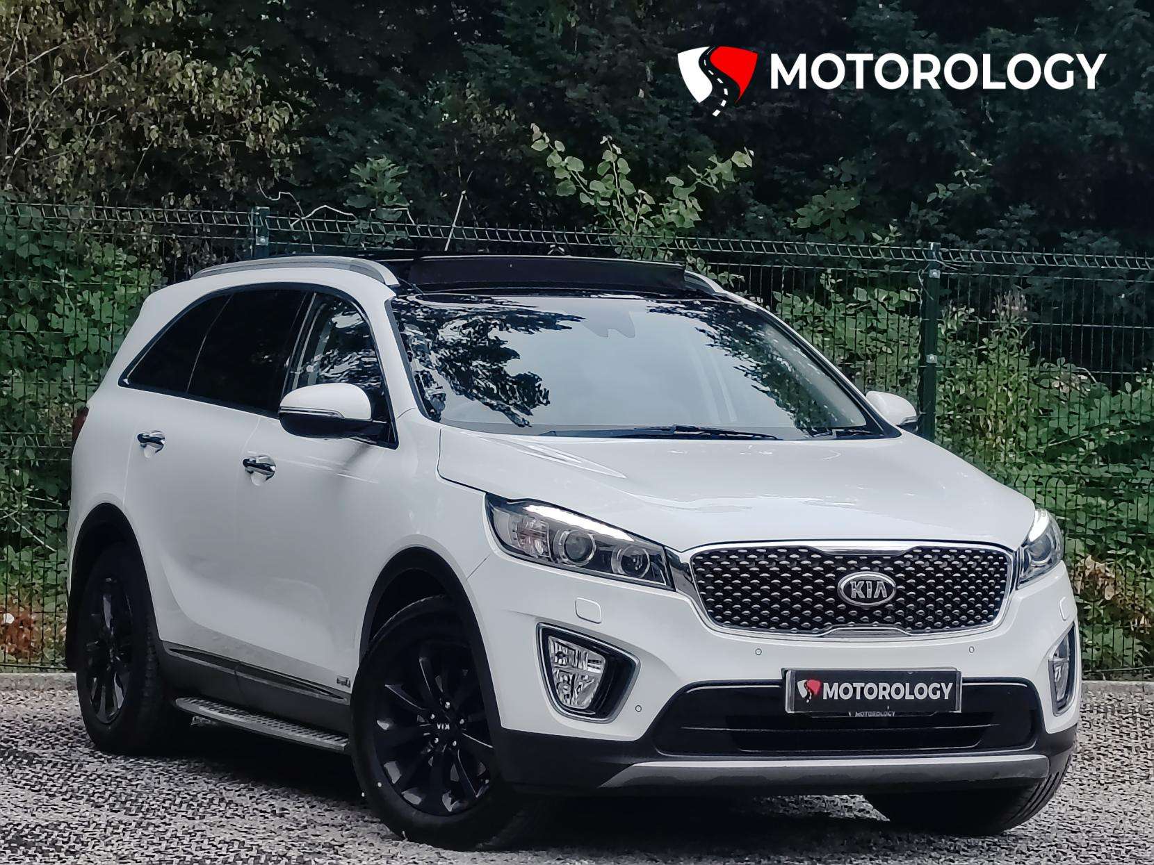 A 2015 KIA SORENTO 2.2 CRDi KX-3 SUV 5dr Diesel Auto AWD Euro 6 (197 bhp) A 2015 KIA SORENTO 2.2 CRDi KX-3 SUV 5dr Diesel Auto AWD Euro 6 (197 bhp)
