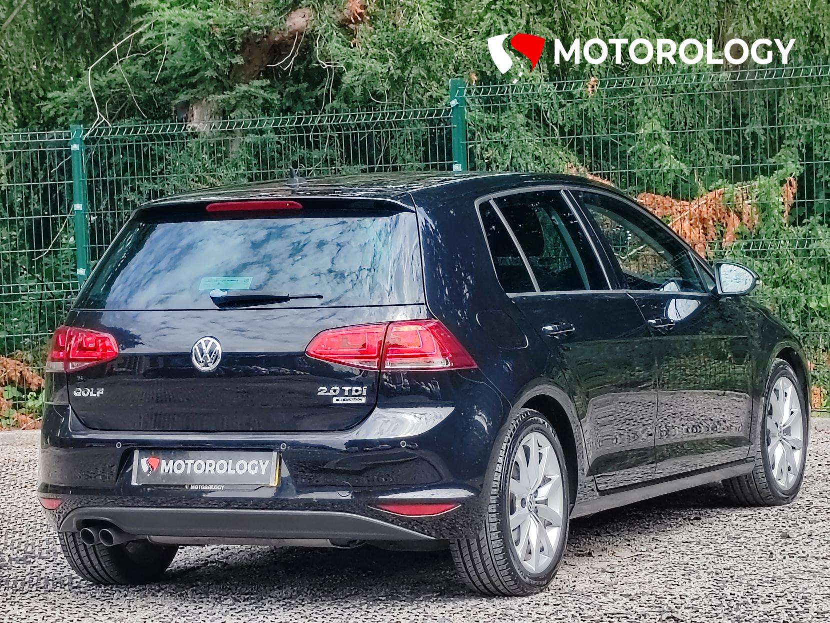 A 2015 VOLKSWAGEN GOLF 2.0 TDI BlueMotion Tech GT Hatchback 5dr Diesel Manual Euro 5 (s/s) (150 ps) A 2015 VOLKSWAGEN GOLF 2.0 TDI BlueMotion Tech GT Hatchback 5dr Diesel Manual Euro 5 (s/s) (150 ps)