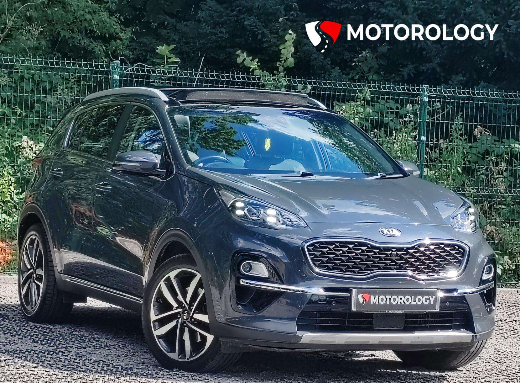 A 2019 KIA SPORTAGE 1.6 T-GDi 4 SUV 5dr Petrol DCT AWD Euro 6 (s/s) (174 bhp) A 2019 KIA SPORTAGE 1.6 T-GDi 4 SUV 5dr Petrol DCT AWD Euro 6 (s/s) (174 bhp)