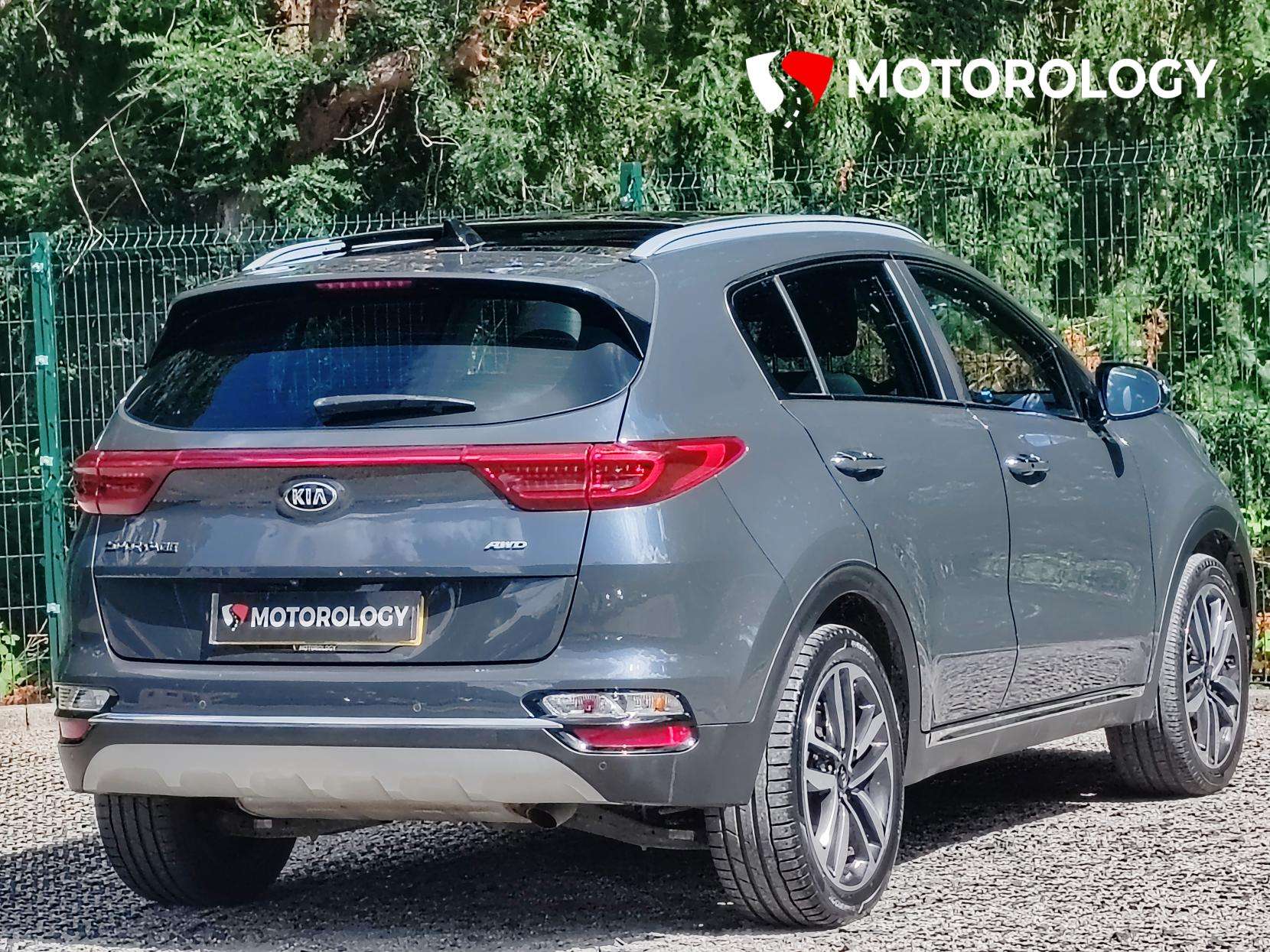 A 2019 KIA SPORTAGE 1.6 T-GDi 4 SUV 5dr Petrol DCT AWD Euro 6 (s/s) (174 bhp) A 2019 KIA SPORTAGE 1.6 T-GDi 4 SUV 5dr Petrol DCT AWD Euro 6 (s/s) (174 bhp)