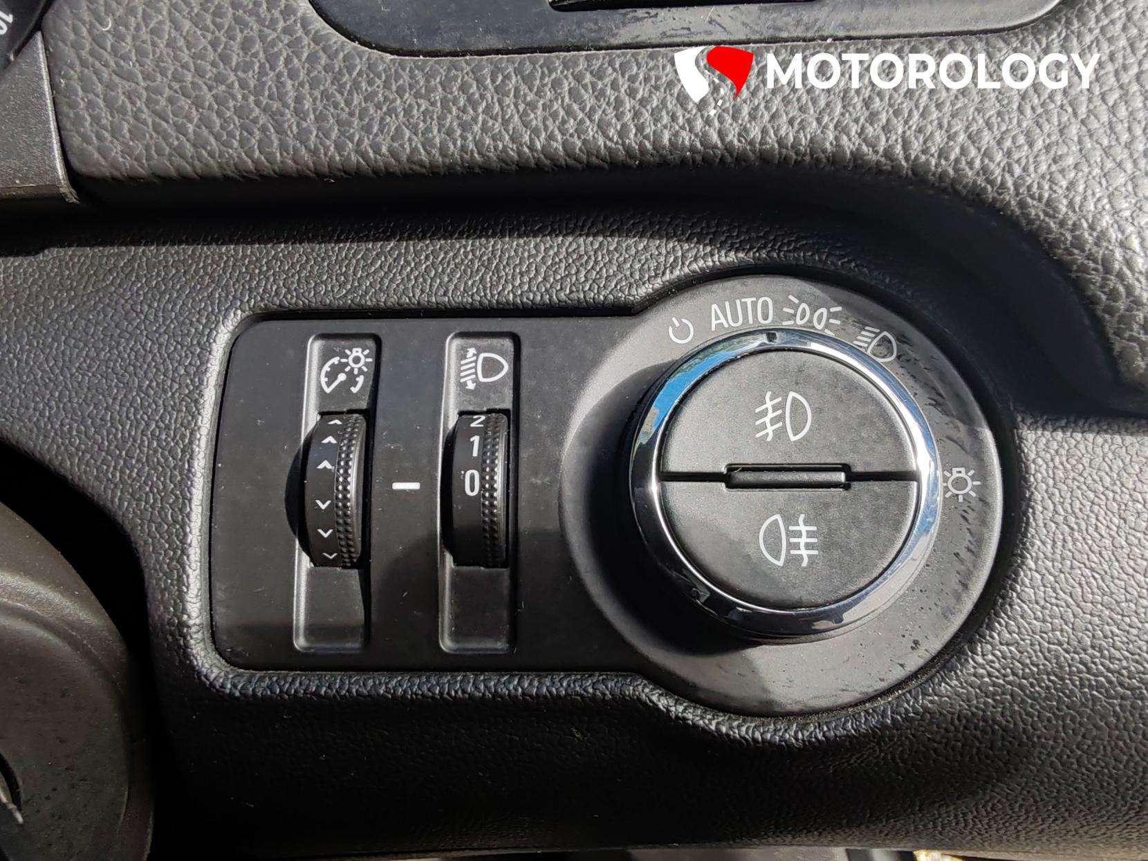2015 VAUXHALL INSIGNIA 2015 VAUXHALL INSIGNIA