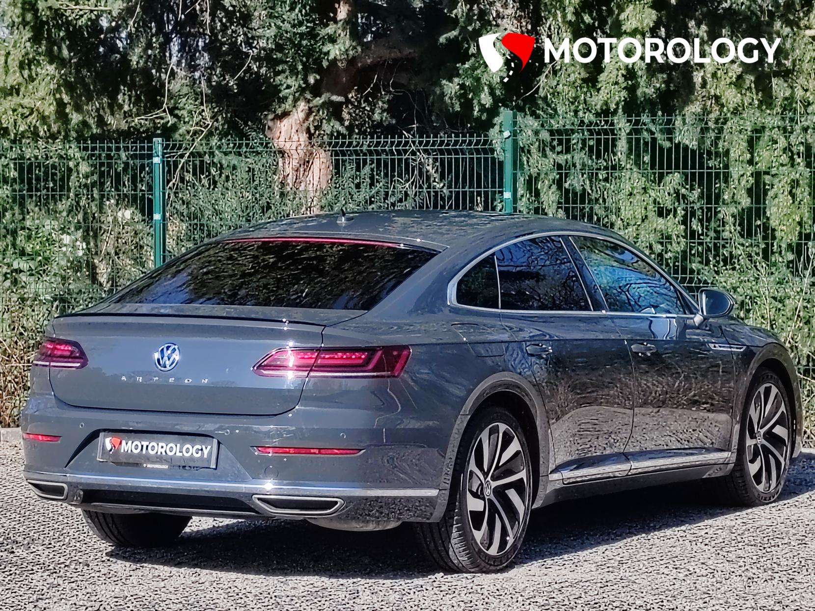A 2019 VOLKSWAGEN ARTEON 1.5 TSI EVO R-Line Fastback 5dr Petrol DSG Euro 6 (s/s) (150 ps) A 2019 VOLKSWAGEN ARTEON 1.5 TSI EVO R-Line Fastback 5dr Petrol DSG Euro 6 (s/s) (150 ps)
