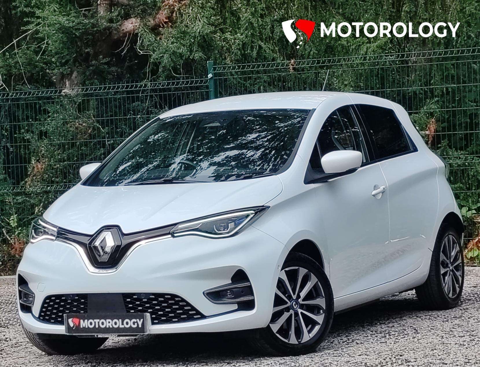 A 2021 RENAULT ZOE R135 52kWh GT Line Hatchback 5dr Electric Auto (i, Rapid Charge) (134 bhp) A 2021 RENAULT ZOE R135 52kWh GT Line Hatchback 5dr Electric Auto (i, Rapid Charge) (134 bhp)