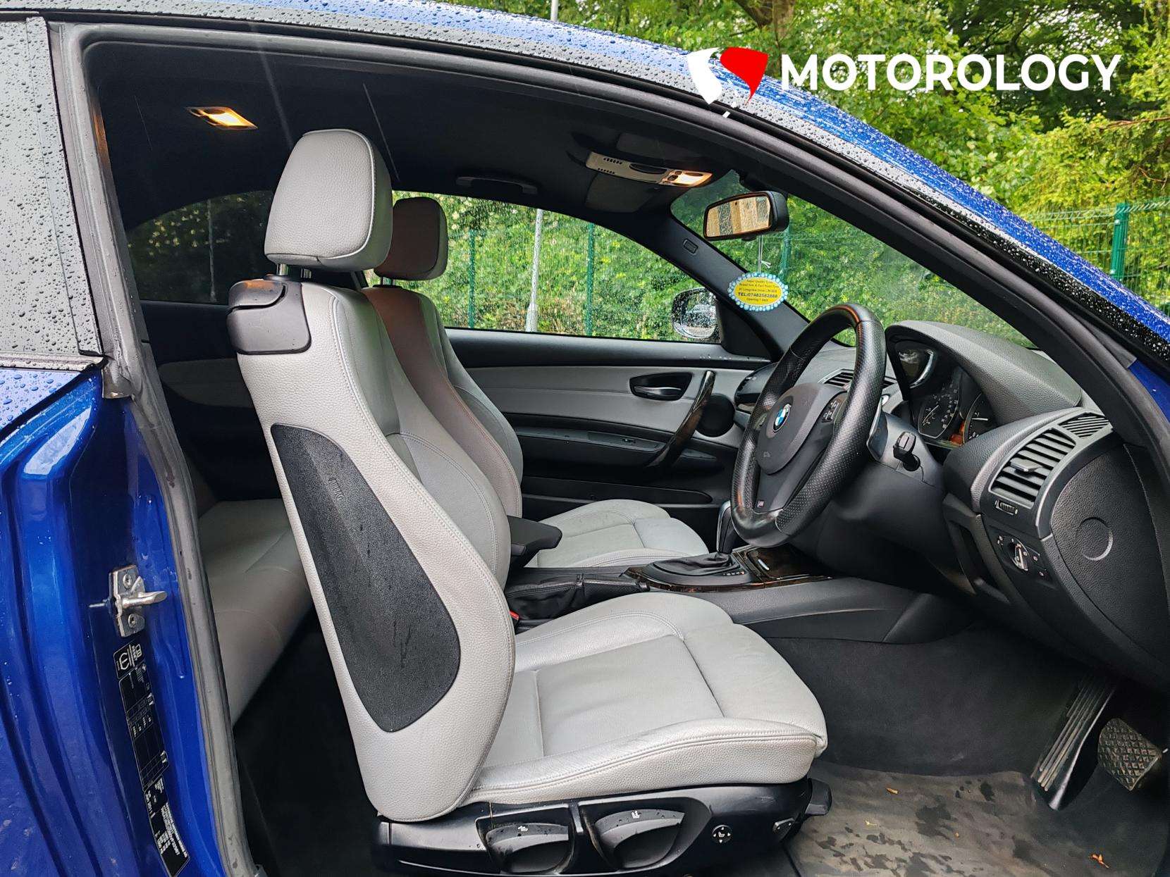 2011 BMW 1 SERIES 2011 BMW 1 SERIES