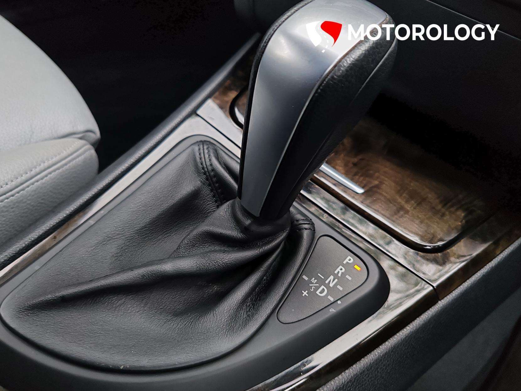 2011 BMW 1 SERIES 2011 BMW 1 SERIES