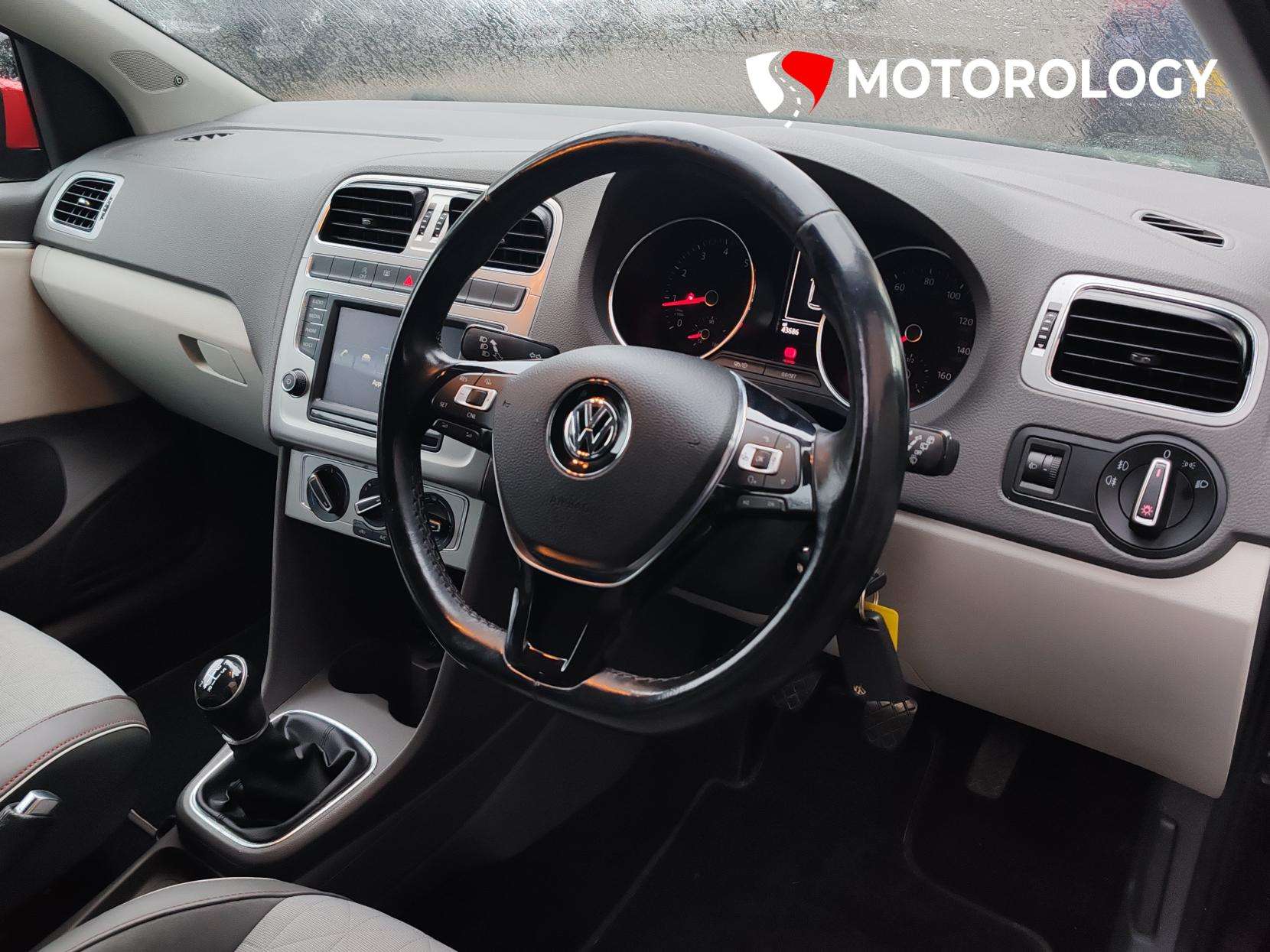 A 2017 VOLKSWAGEN POLO 1.0 BlueMotion Tech beats Hatchback 3dr Petrol Manual Euro 6 (s/s) (60 ps) A 2017 VOLKSWAGEN POLO 1.0 BlueMotion Tech beats Hatchback 3dr Petrol Manual Euro 6 (s/s) (60 ps)