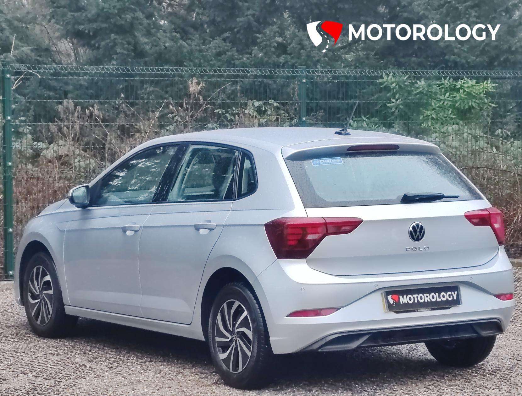 A 2022 VOLKSWAGEN POLO 1.0 TSI Life Hatchback 5dr Petrol Manual Euro 6 (s/s) (95 ps) A 2022 VOLKSWAGEN POLO 1.0 TSI Life Hatchback 5dr Petrol Manual Euro 6 (s/s) (95 ps)