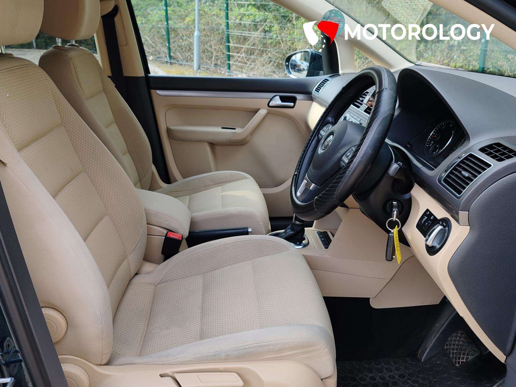 2014 VOLKSWAGEN TOURAN 2014 VOLKSWAGEN TOURAN