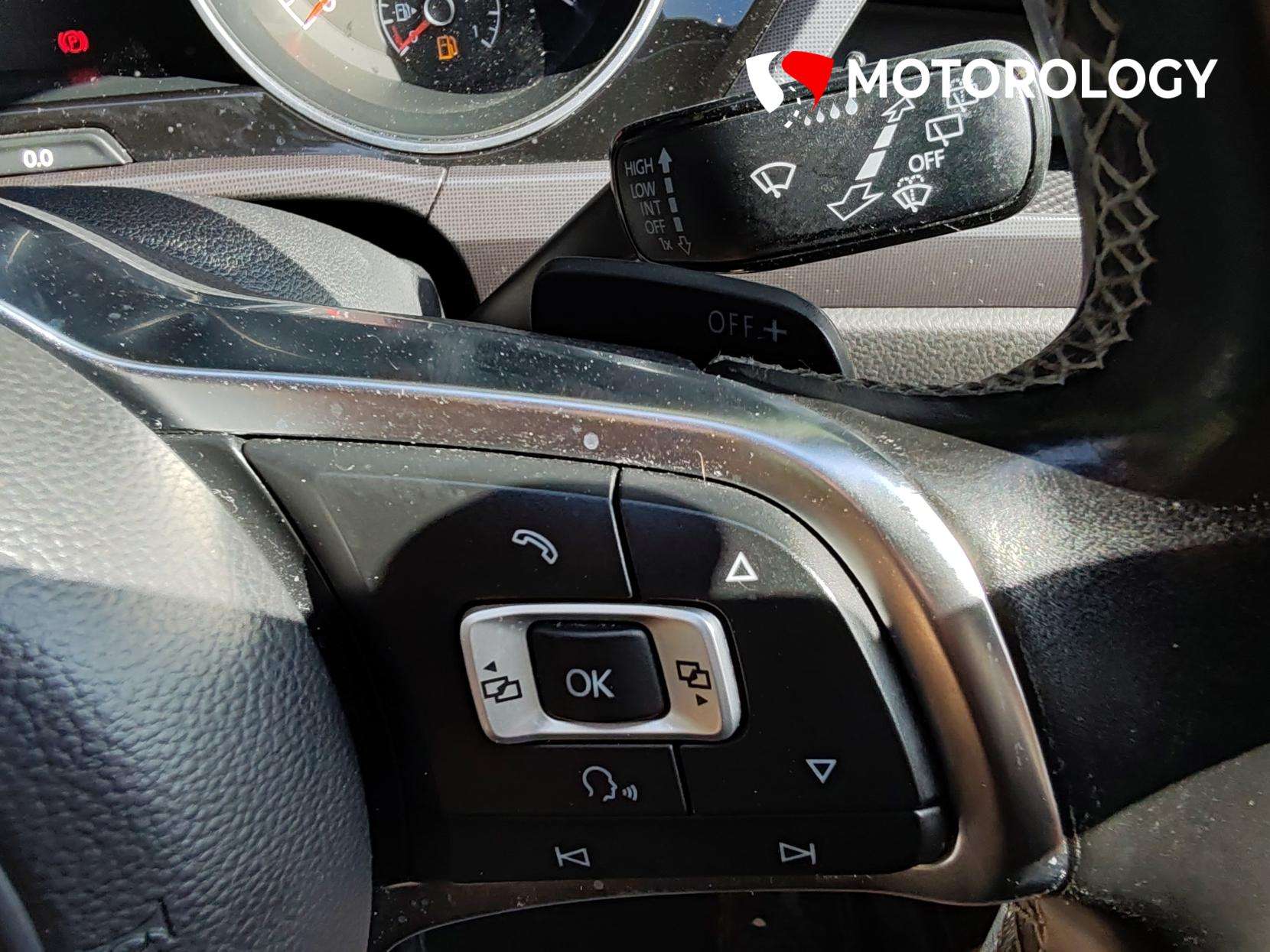 2017 VOLKSWAGEN TOURAN 2017 VOLKSWAGEN TOURAN