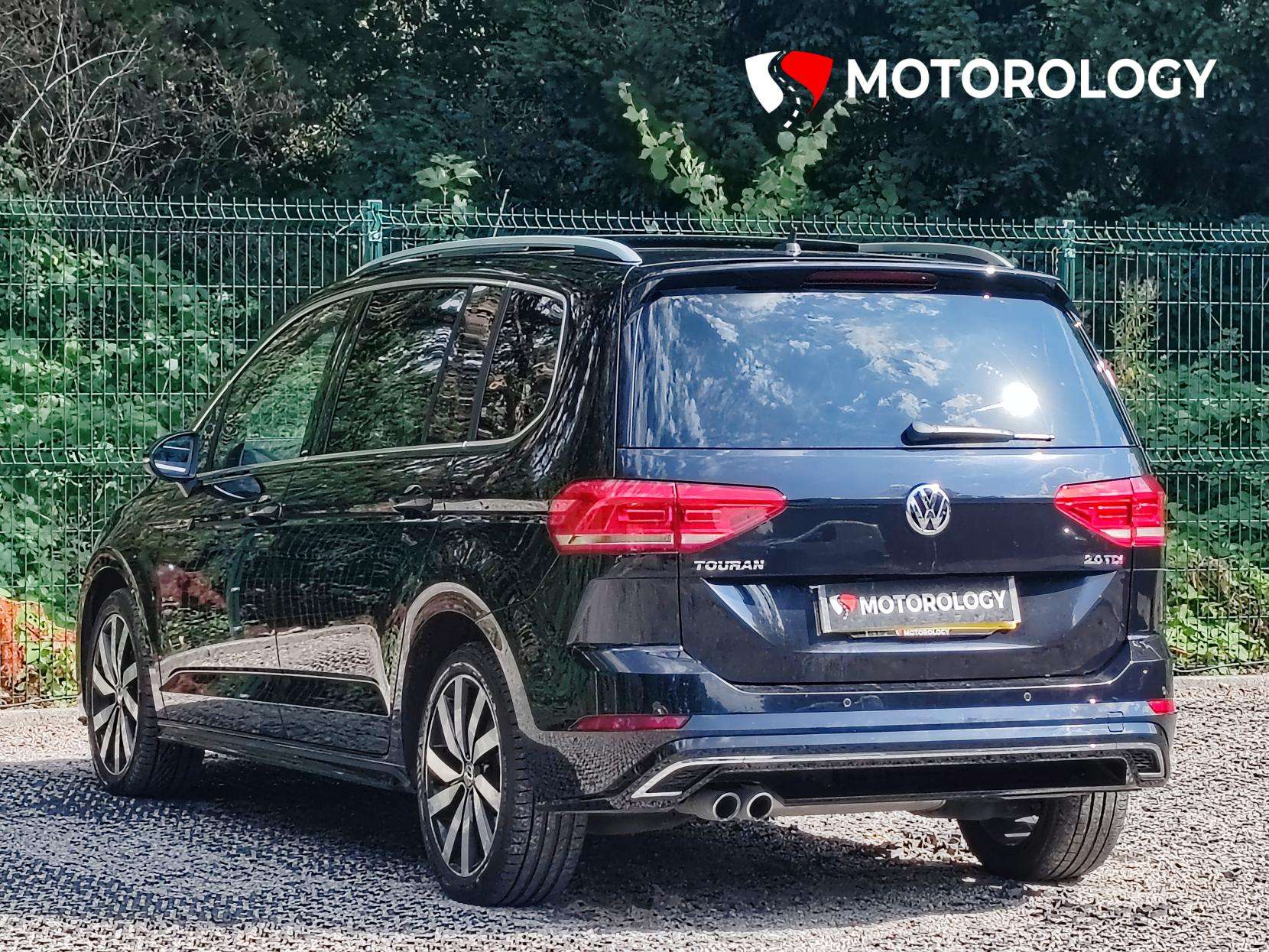 2017 VOLKSWAGEN TOURAN 2017 VOLKSWAGEN TOURAN