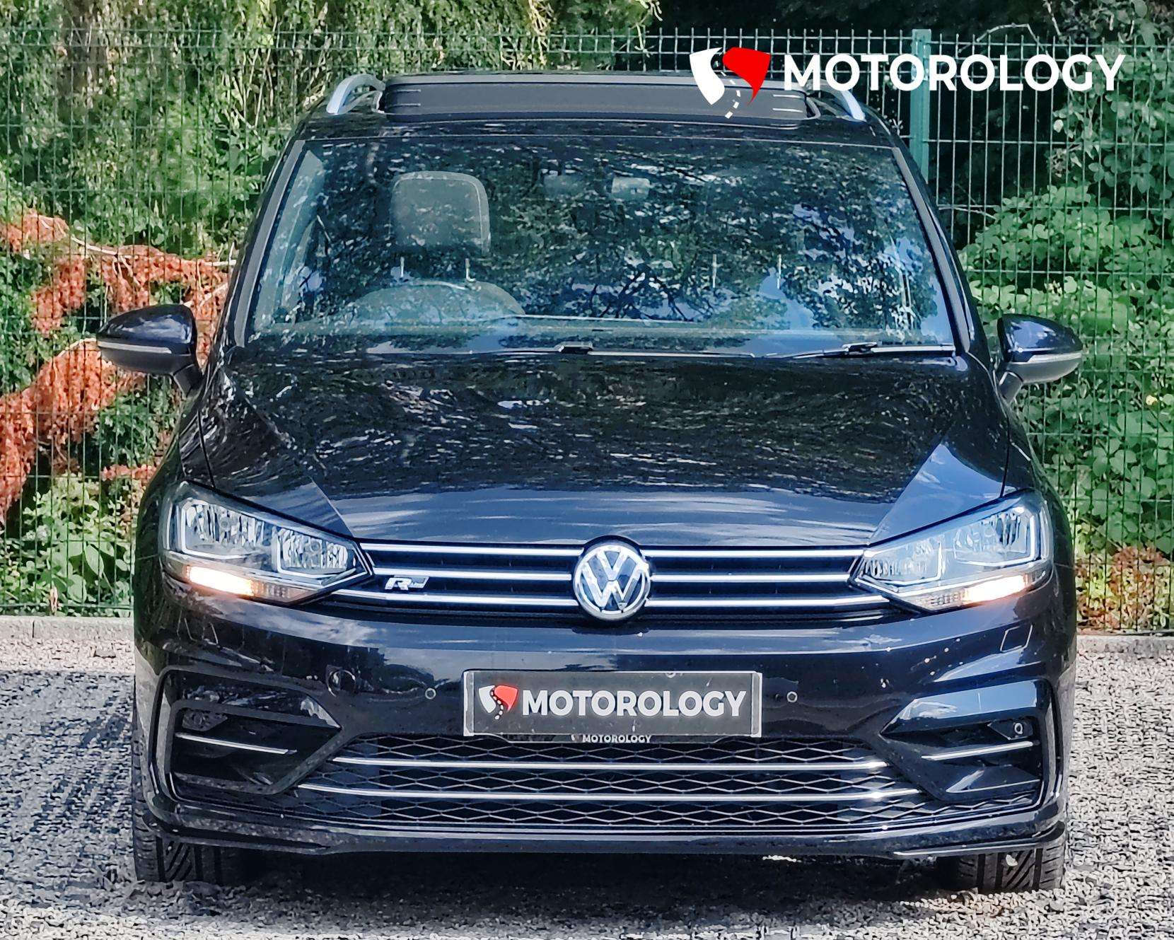 2017 VOLKSWAGEN TOURAN 2017 VOLKSWAGEN TOURAN