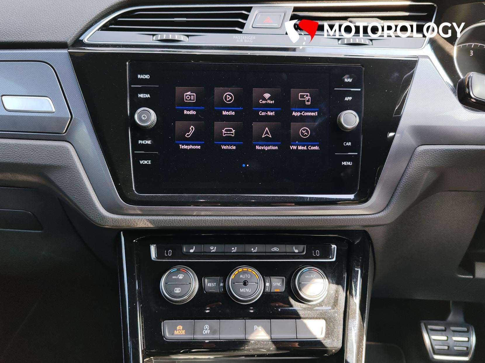 2017 VOLKSWAGEN TOURAN 2017 VOLKSWAGEN TOURAN
