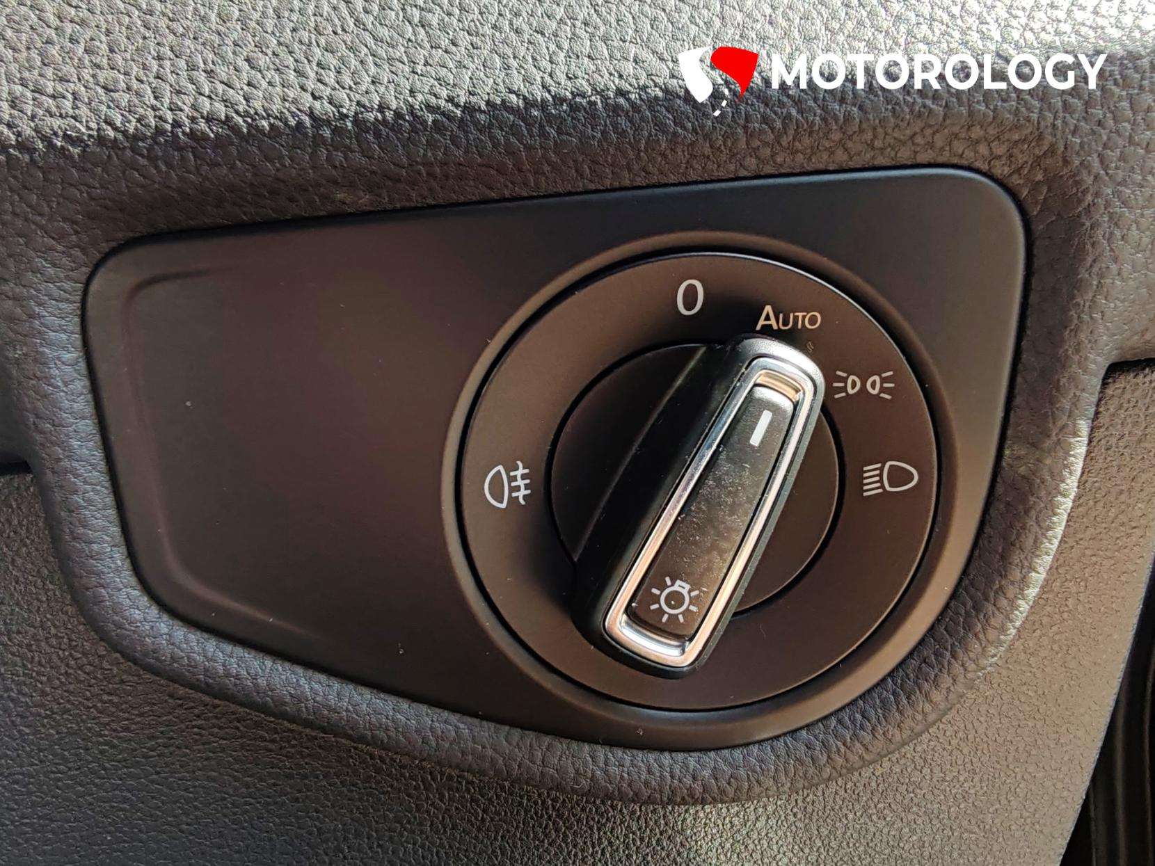 2017 VOLKSWAGEN TOURAN 2017 VOLKSWAGEN TOURAN