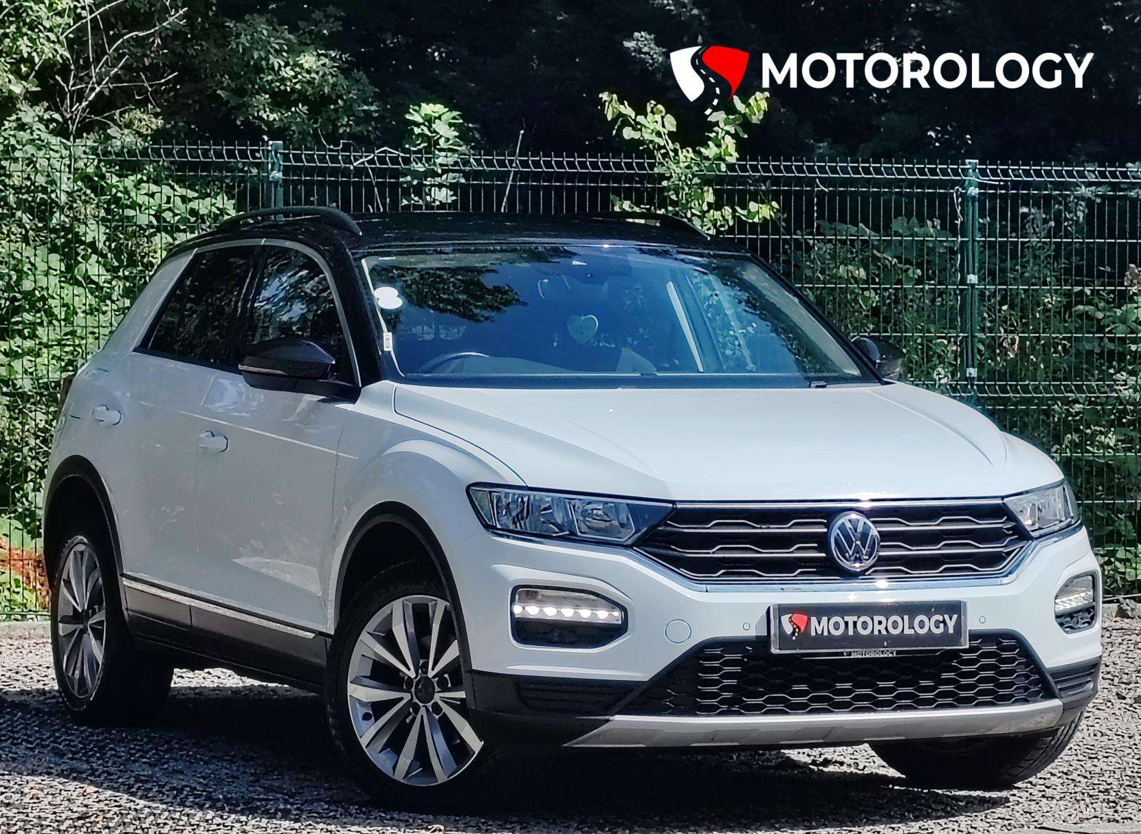A 2019 VOLKSWAGEN T-ROC 1.0 TSI GPF Design SUV 5dr Petrol Manual Euro 6 (s/s) (115 ps) A 2019 VOLKSWAGEN T-ROC 1.0 TSI GPF Design SUV 5dr Petrol Manual Euro 6 (s/s) (115 ps)