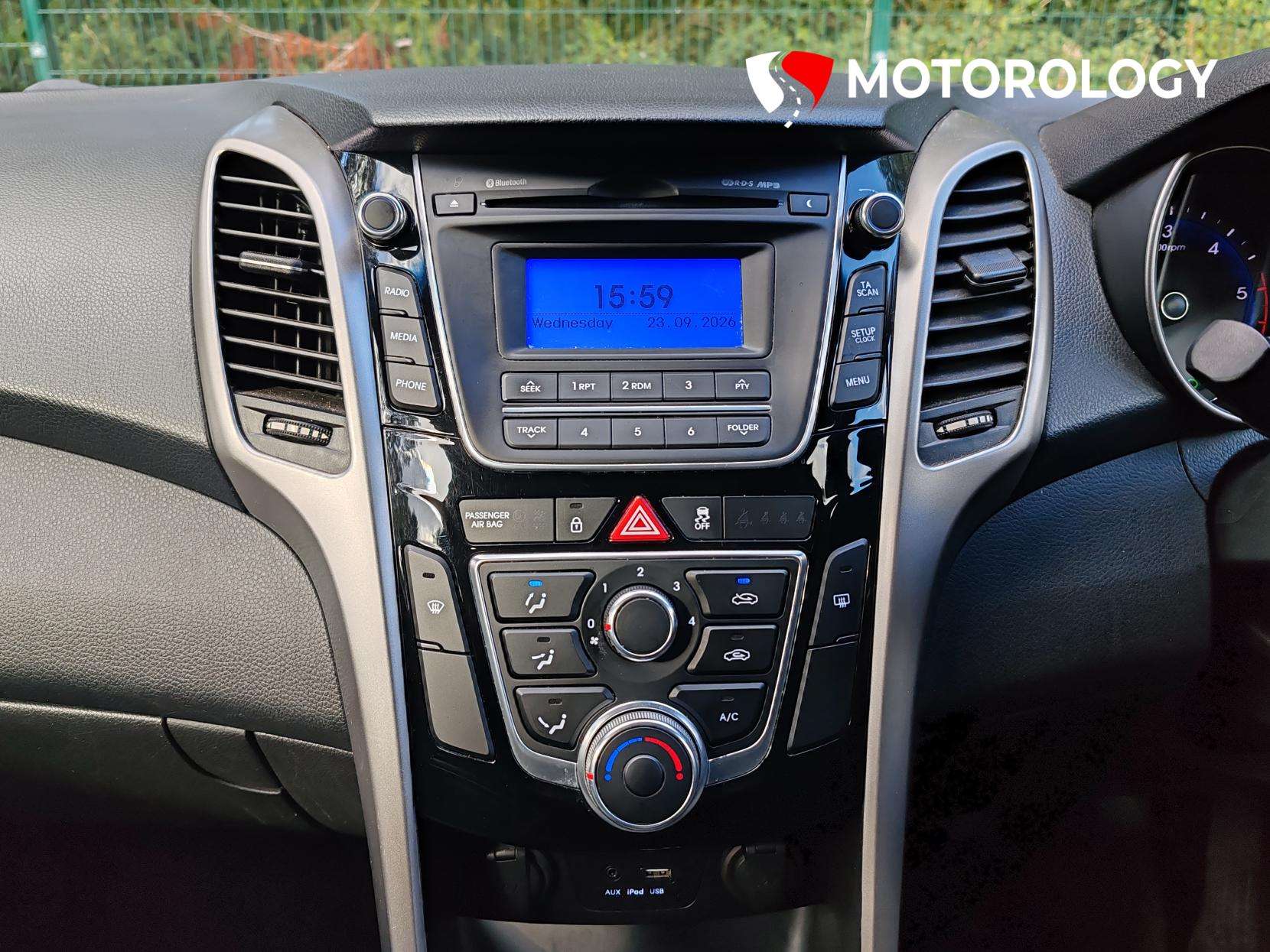 2015 HYUNDAI I30 2015 HYUNDAI I30