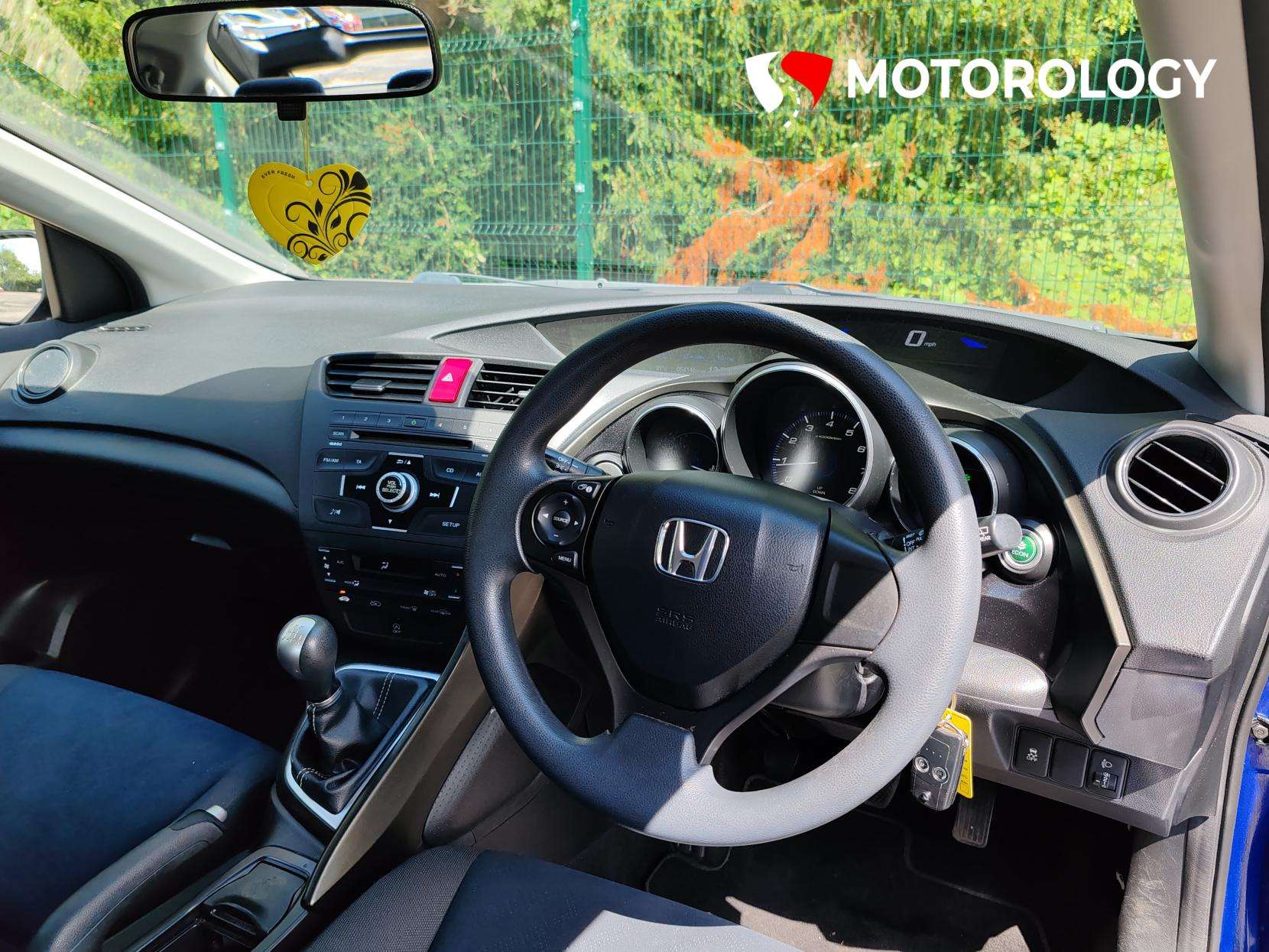 A 2012 HONDA CIVIC 1.4 i-VTEC SE Hatchback 5dr Petrol Manual Euro 5 (s/s) (100 ps) A 2012 HONDA CIVIC 1.4 i-VTEC SE Hatchback 5dr Petrol Manual Euro 5 (s/s) (100 ps)