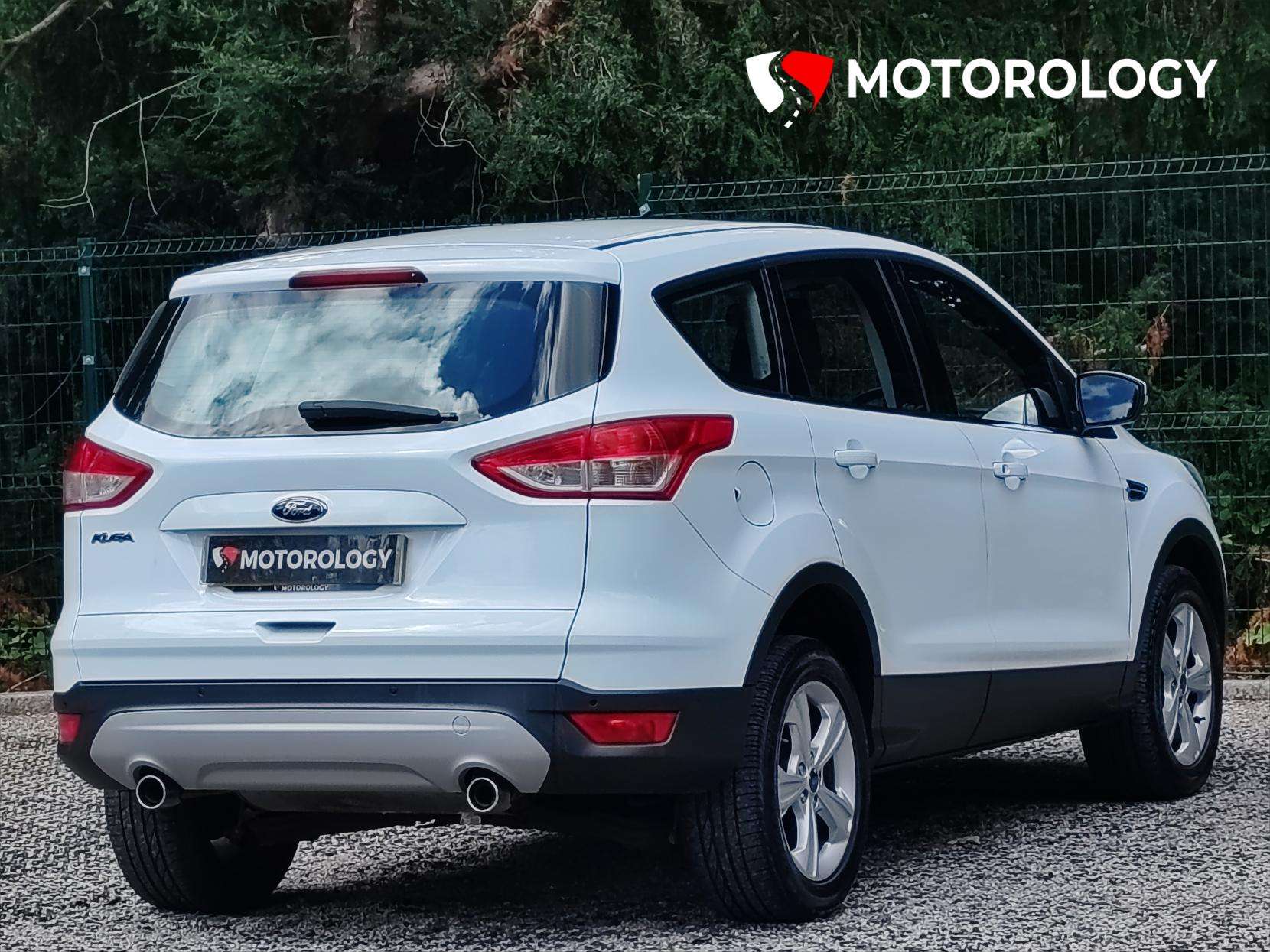 A 2015 FORD KUGA 2.0 TDCi Zetec SUV 5dr Diesel Powershift AWD Euro 6 (s/s) (150 ps) A 2015 FORD KUGA 2.0 TDCi Zetec SUV 5dr Diesel Powershift AWD Euro 6 (s/s) (150 ps)
