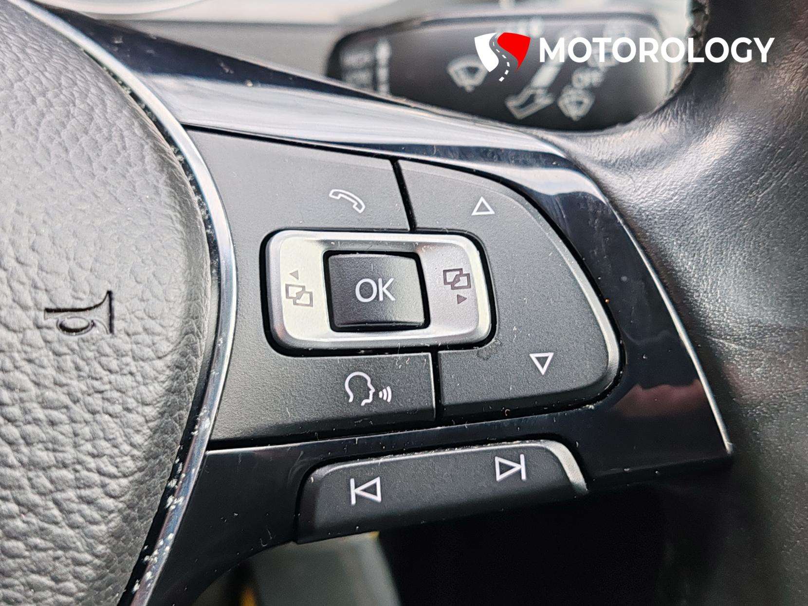 2017 VOLKSWAGEN GOLF 2017 VOLKSWAGEN GOLF