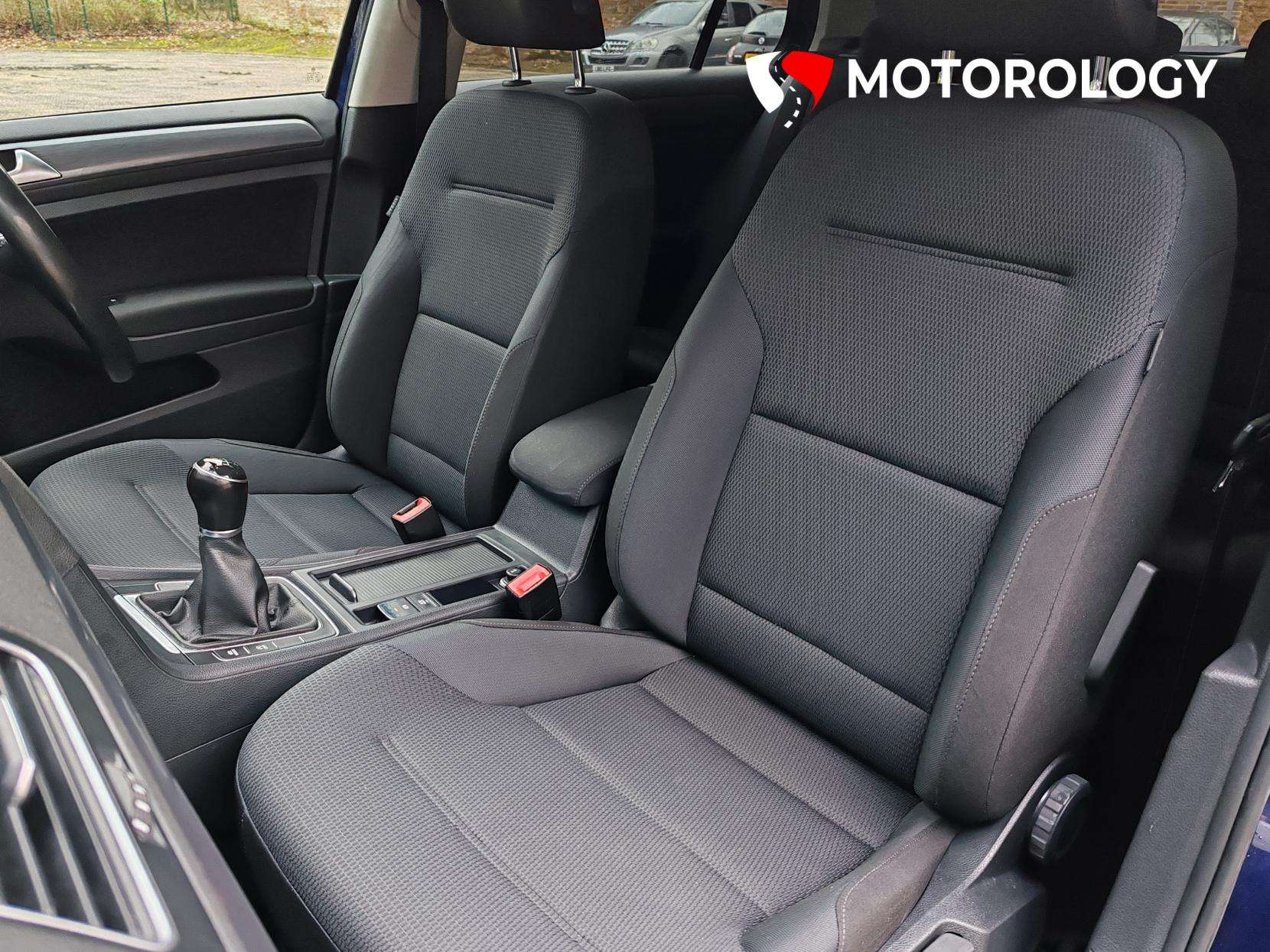 2017 VOLKSWAGEN GOLF 2017 VOLKSWAGEN GOLF