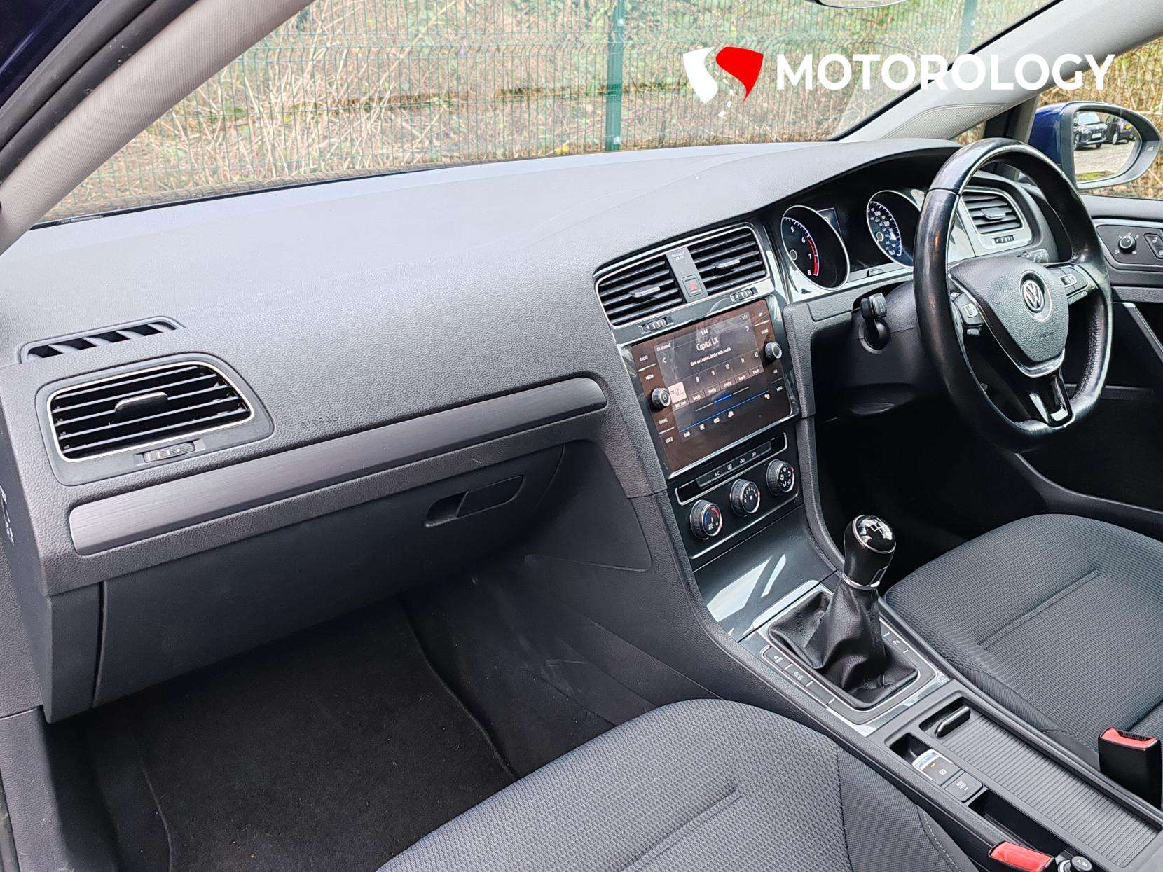 2017 VOLKSWAGEN GOLF 2017 VOLKSWAGEN GOLF