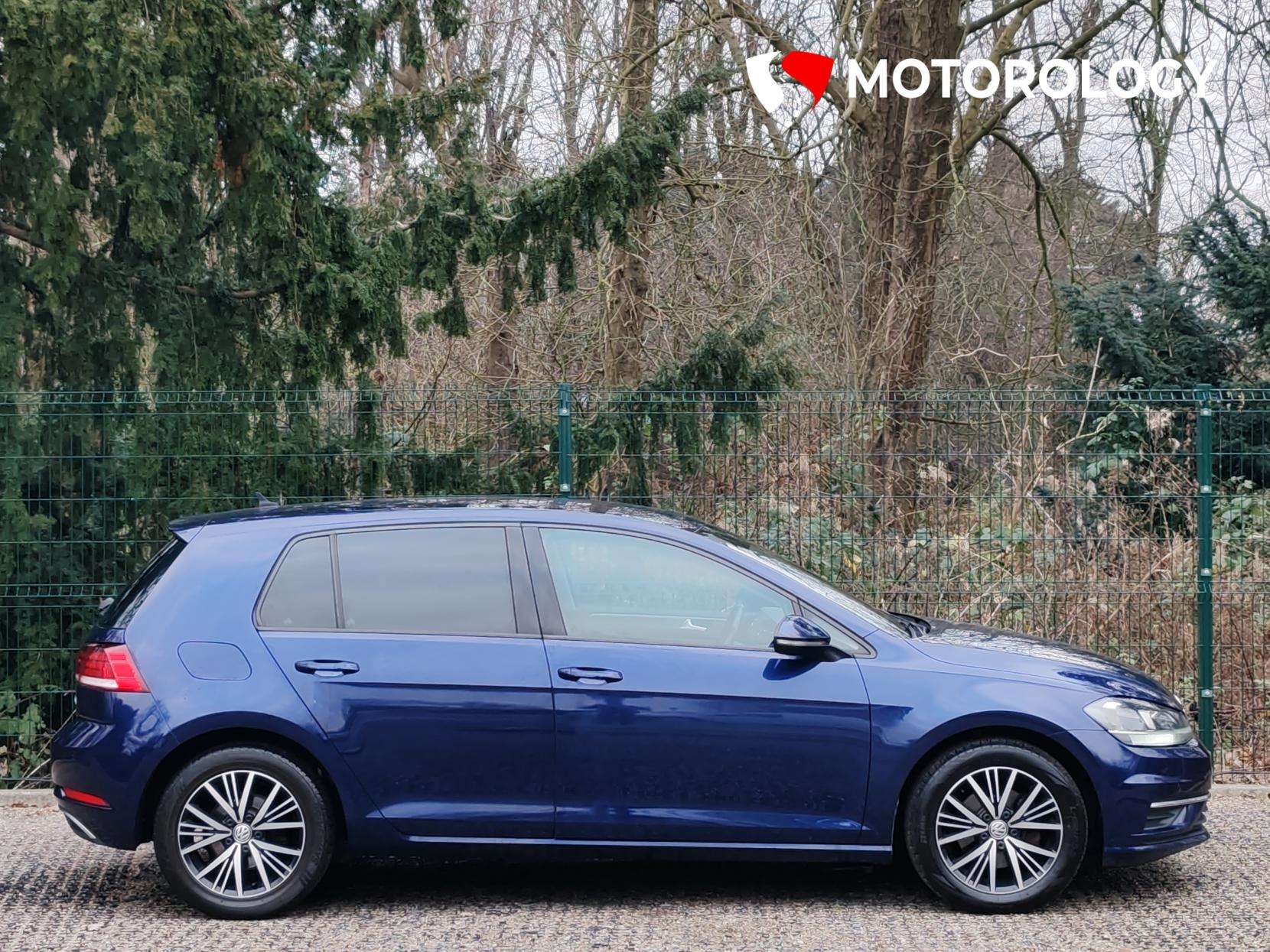 2017 VOLKSWAGEN GOLF 2017 VOLKSWAGEN GOLF