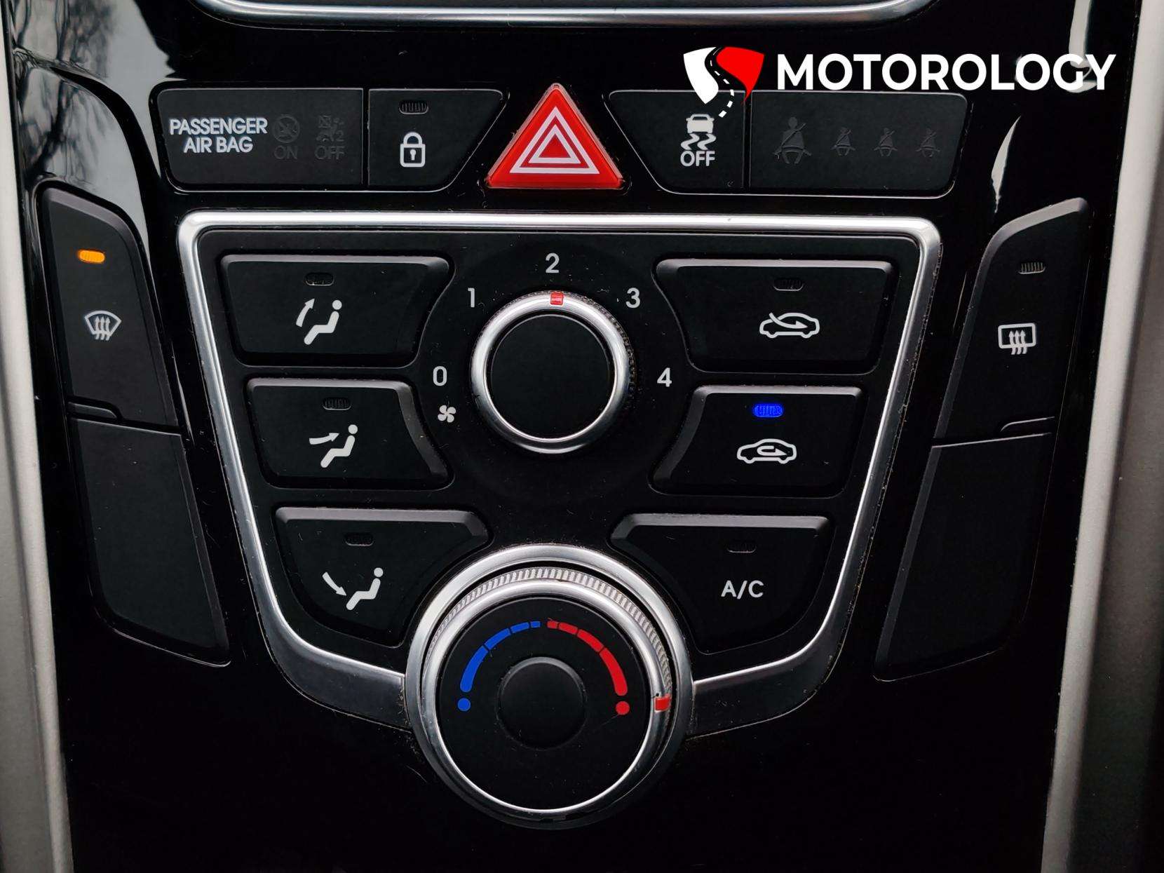 2013 HYUNDAI I30 2013 HYUNDAI I30