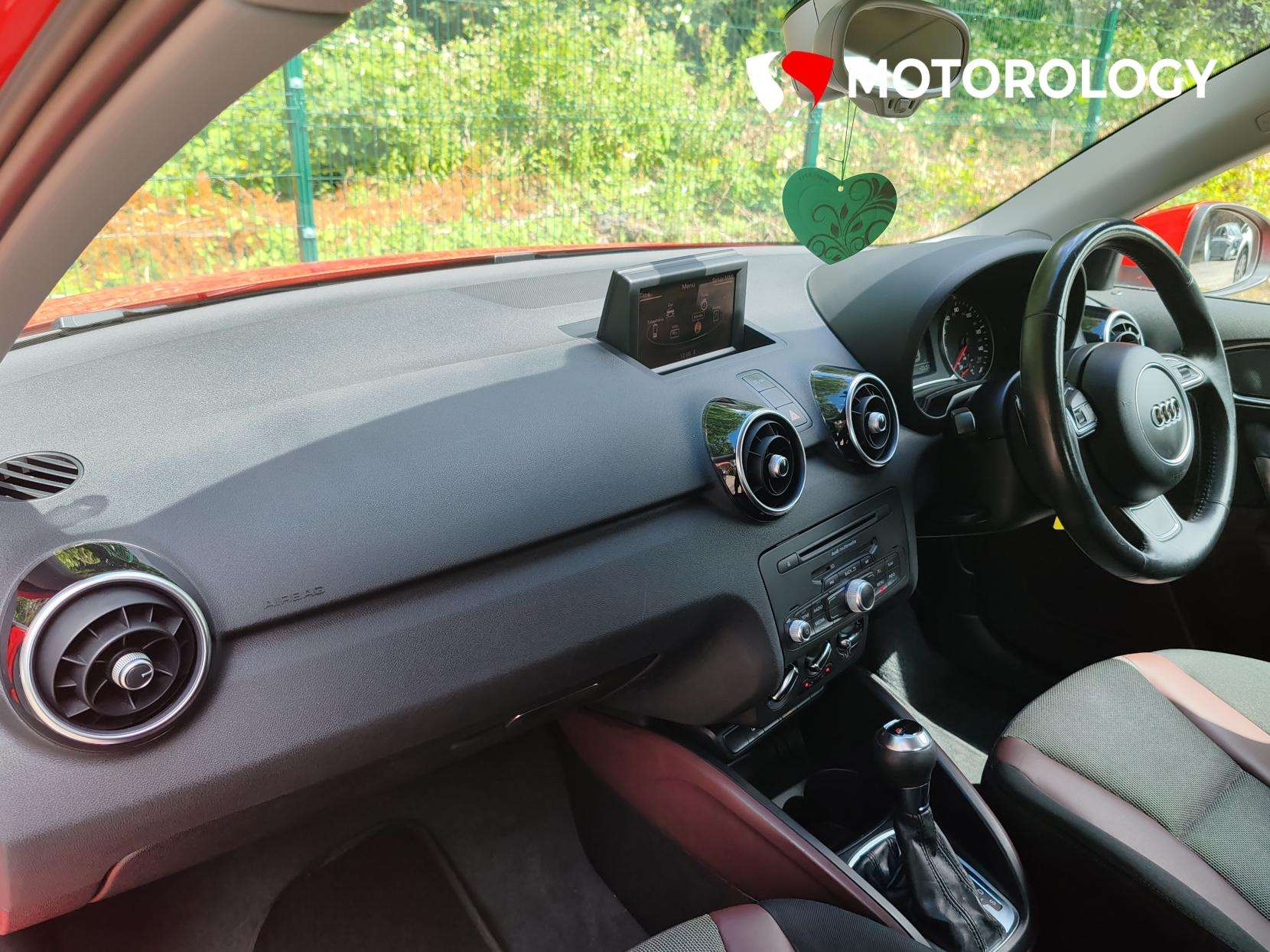 2012 AUDI A1 2012 AUDI A1