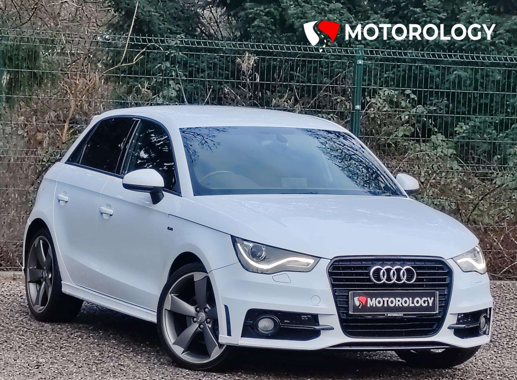 A 2014 AUDI A1 1.4 TFSI CoD Black Edition Sportback 5dr Petrol S Tronic Euro 5 (s/s) (140 ps) A 2014 AUDI A1 1.4 TFSI CoD Black Edition Sportback 5dr Petrol S Tronic Euro 5 (s/s) (140 ps)