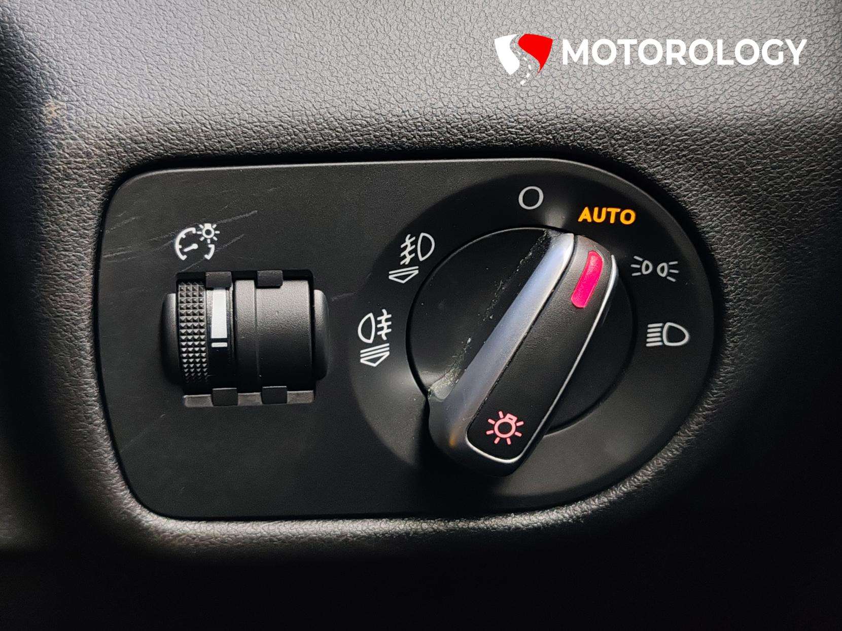 2014 AUDI A1 2014 AUDI A1