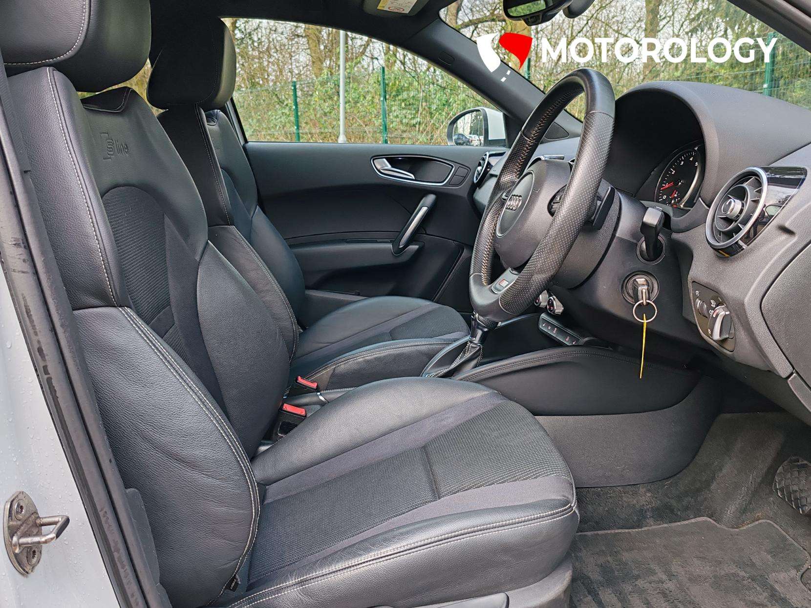 2014 AUDI A1 2014 AUDI A1