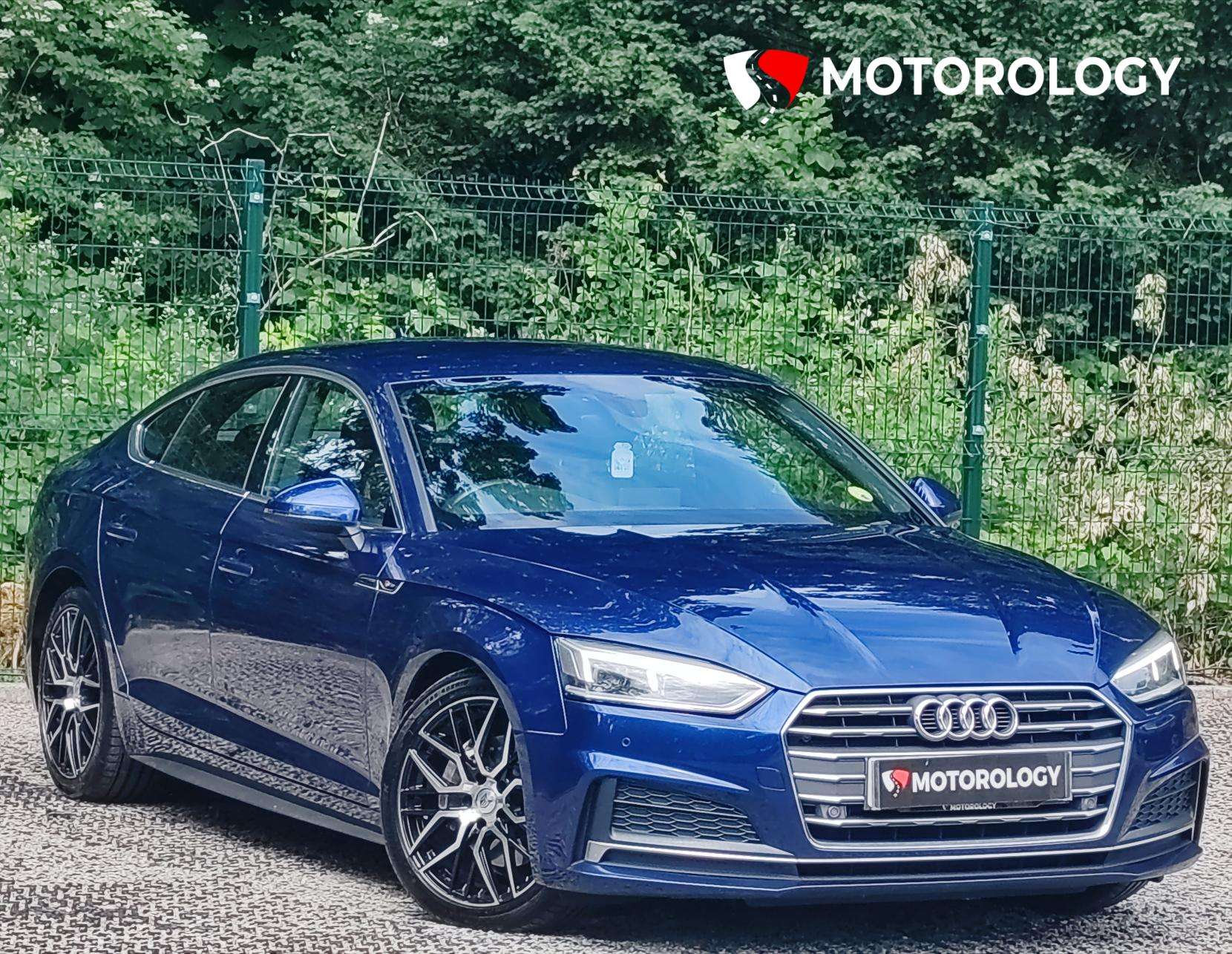 A 2017 AUDI A5 2.0 TDI ultra S line Sportback 5dr Diesel S Tronic Euro 6 (s/s) (190 ps) A 2017 AUDI A5 2.0 TDI ultra S line Sportback 5dr Diesel S Tronic Euro 6 (s/s) (190 ps)