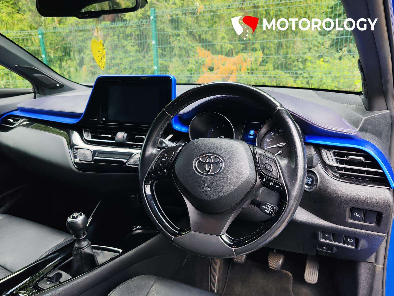 A 2016 TOYOTA CHR DYNAMIC A 2016 TOYOTA CHR DYNAMIC