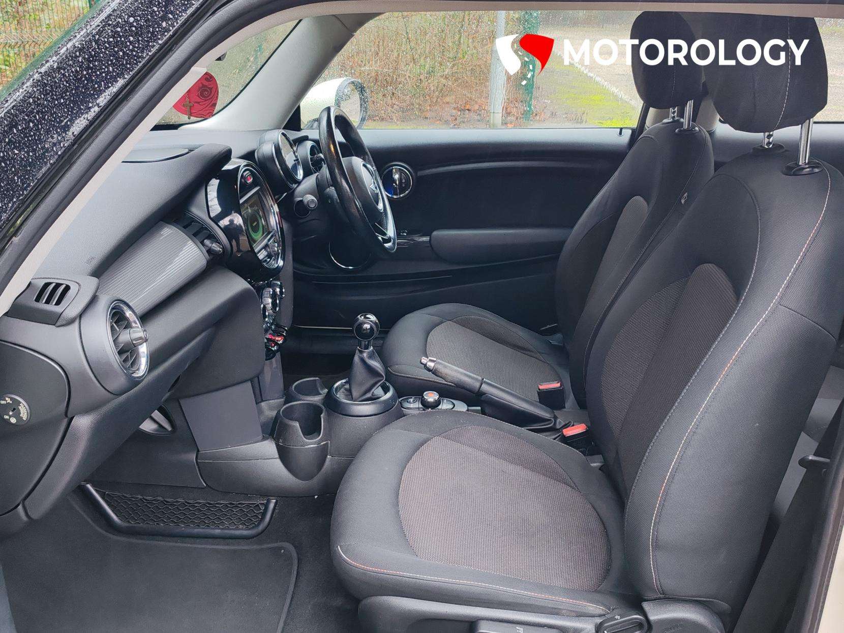 2015 MINI HATCH 2015 MINI HATCH