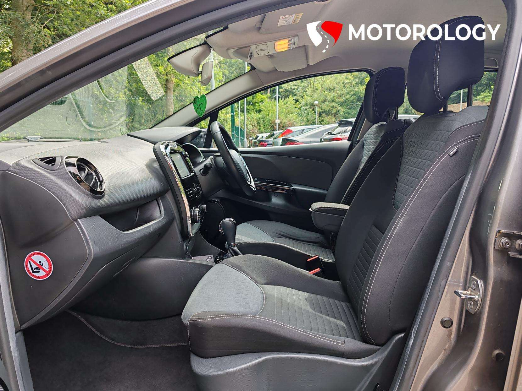 2015 RENAULT CLIO 2015 RENAULT CLIO