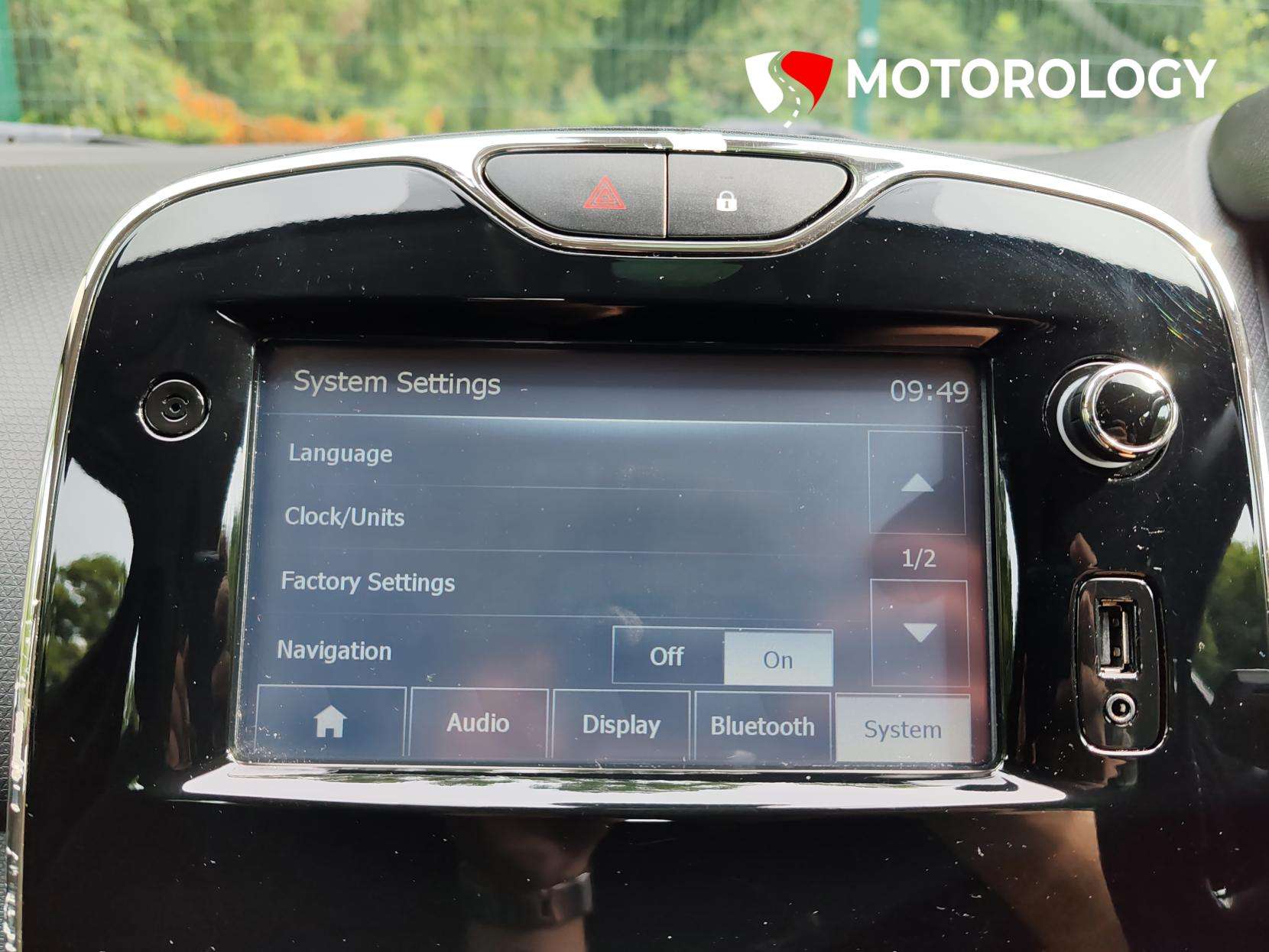 2015 RENAULT CLIO 2015 RENAULT CLIO