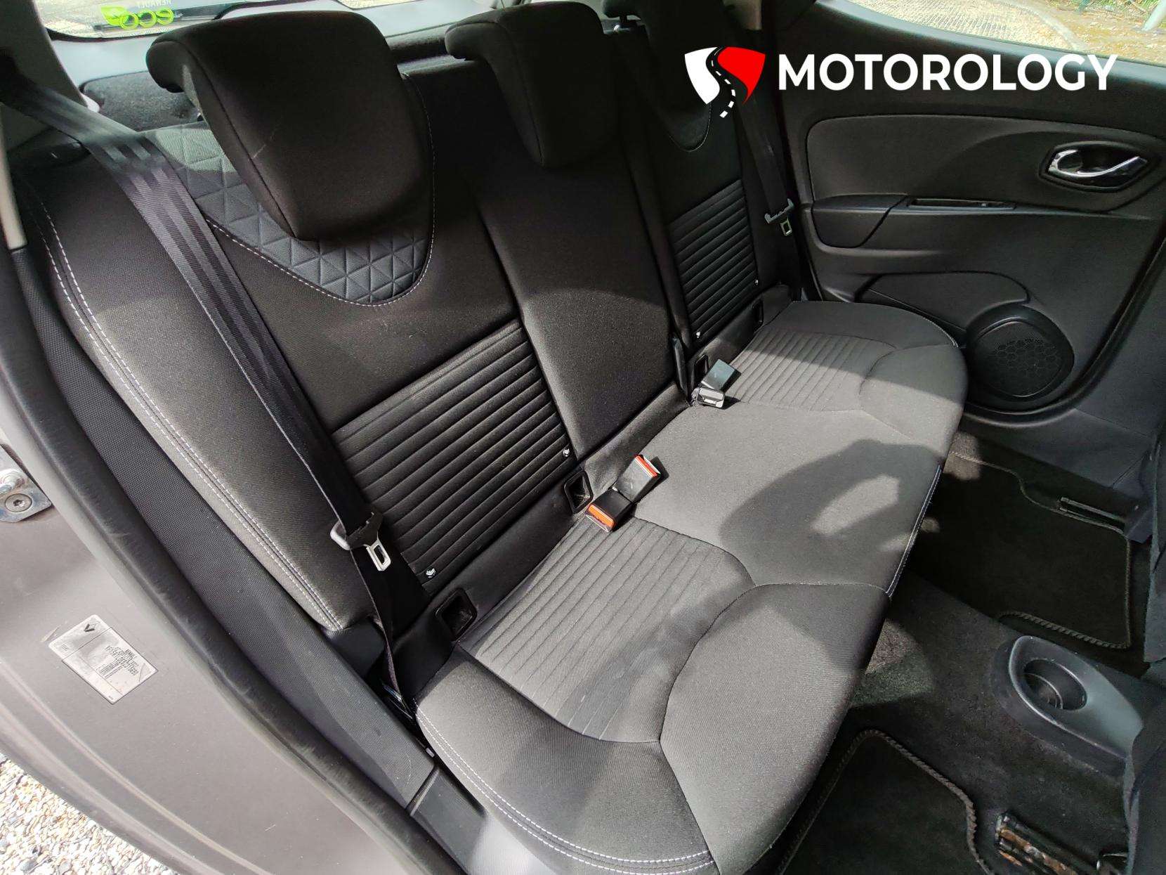 2015 RENAULT CLIO 2015 RENAULT CLIO
