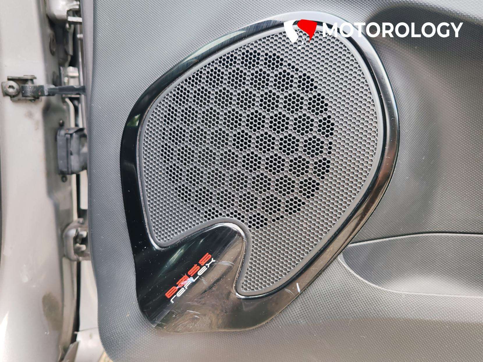 2015 RENAULT CLIO 2015 RENAULT CLIO
