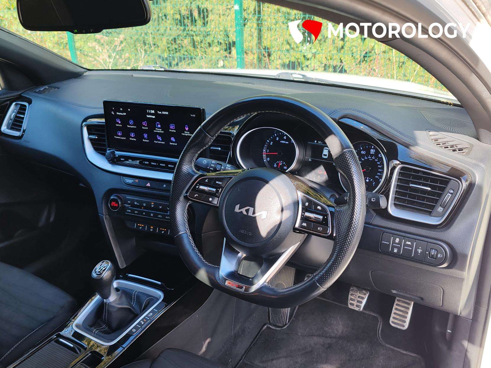 A 2022 KIA PROCEED 1.5 T-GDi GT-Line Shooting Brake 5dr Petrol Manual Euro 6 (s/s) (158 bhp) A 2022 KIA PROCEED 1.5 T-GDi GT-Line Shooting Brake 5dr Petrol Manual Euro 6 (s/s) (158 bhp)