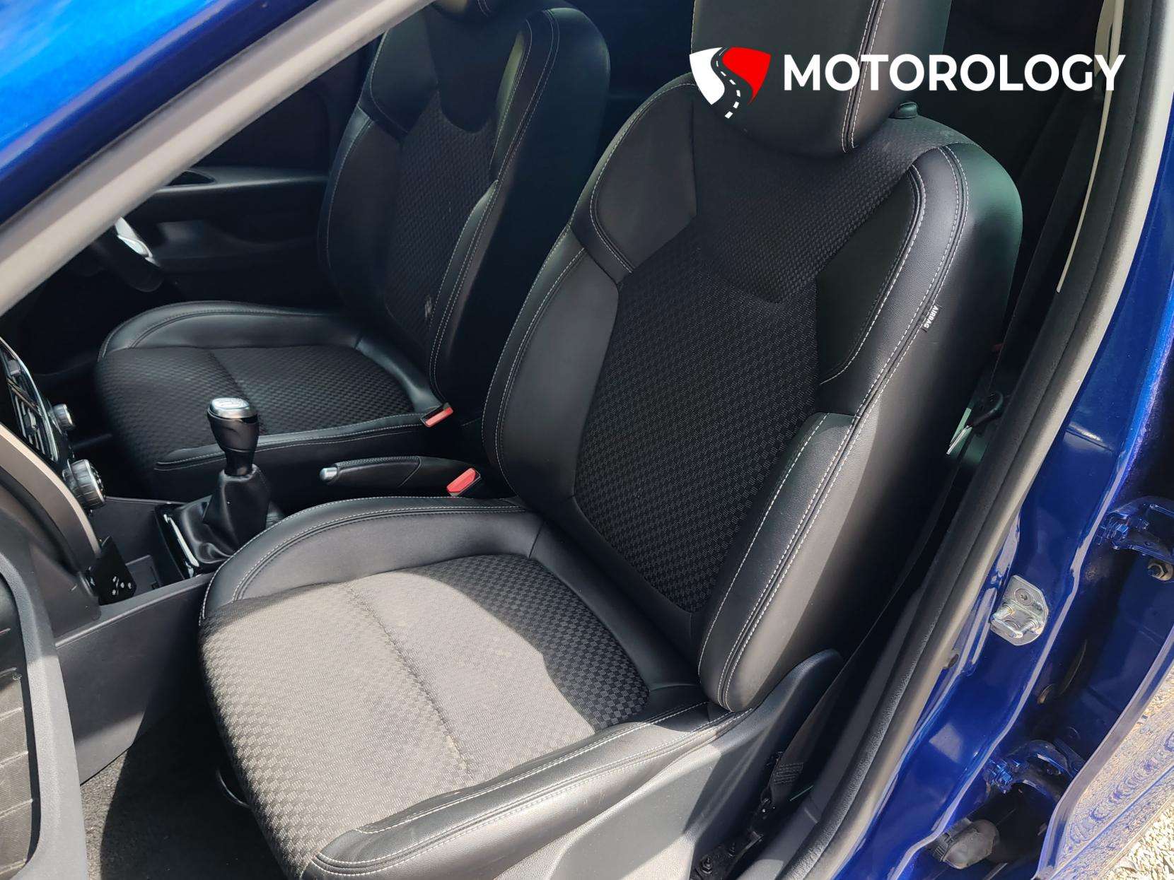 2019 RENAULT CLIO 2019 RENAULT CLIO